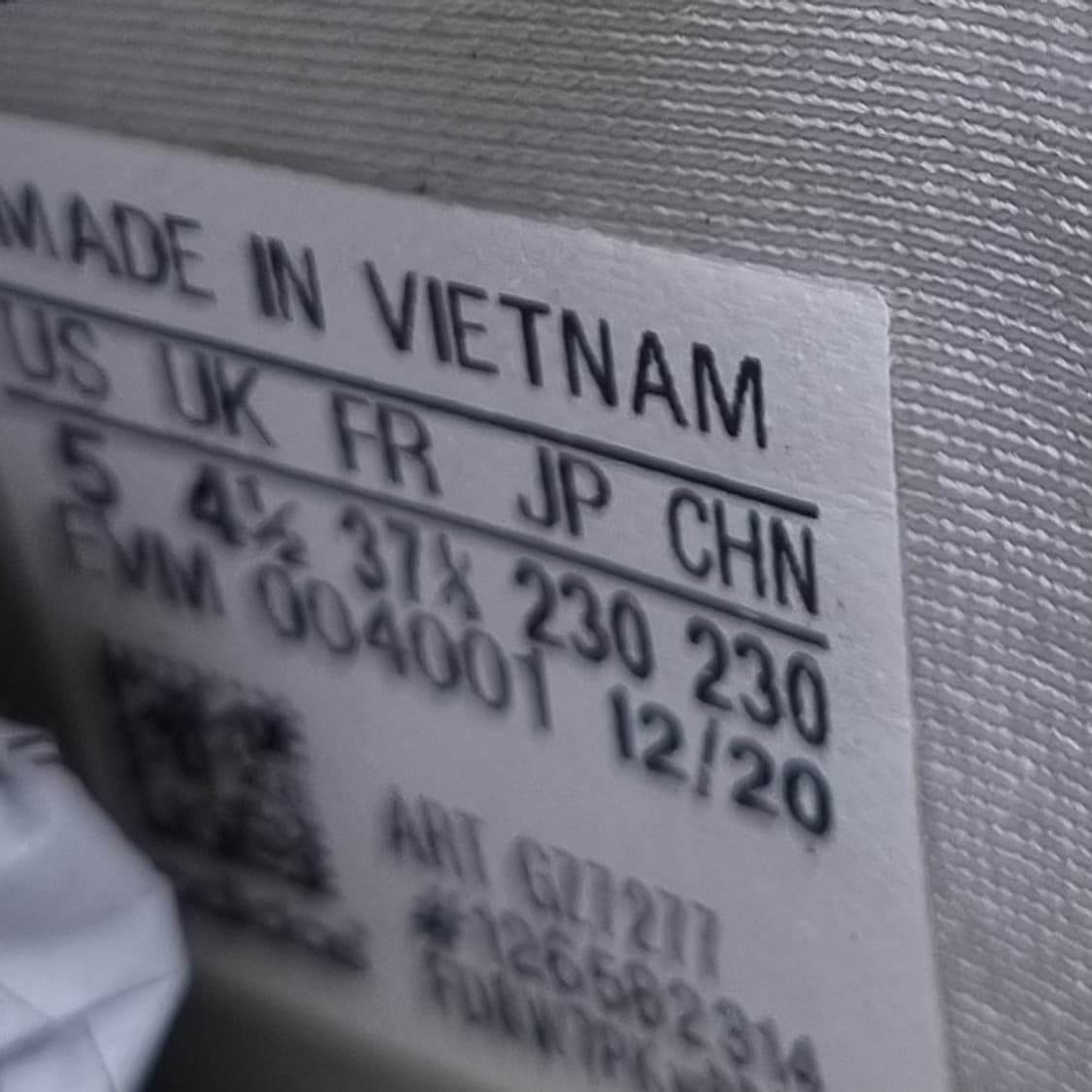 아디다스 오즈위고 클로즈드 여성운동화230  상품이미지6