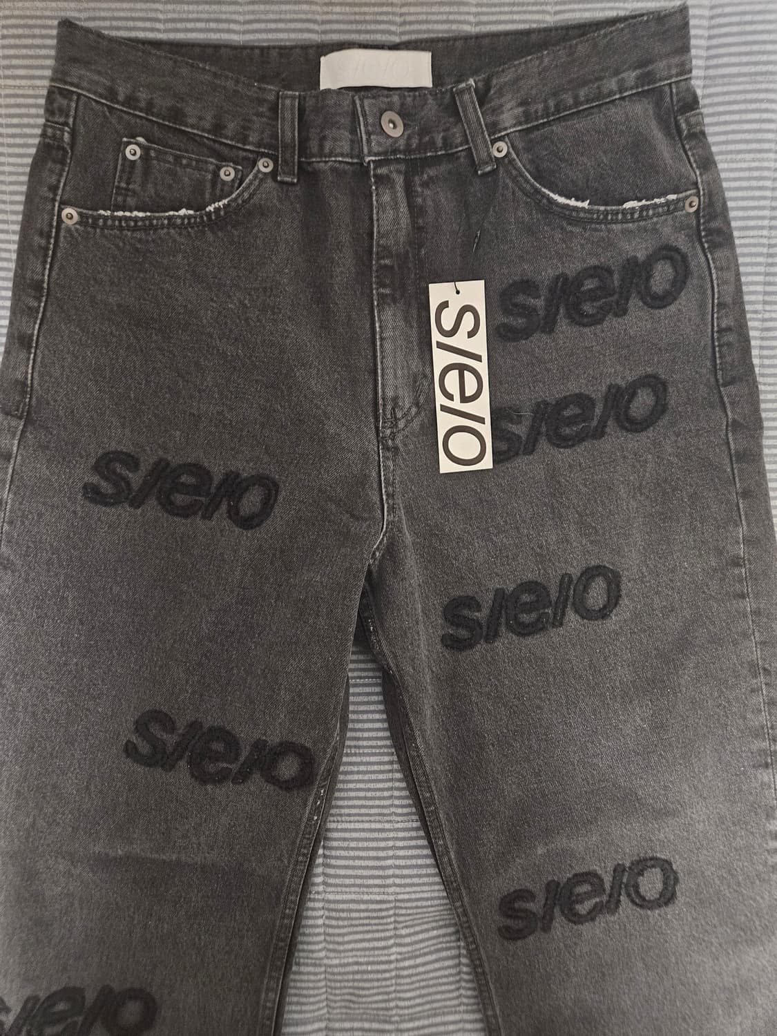 에스이오 로고 엠브로이더리 데님 팬츠 흑청 3사이즈 상품이미지1