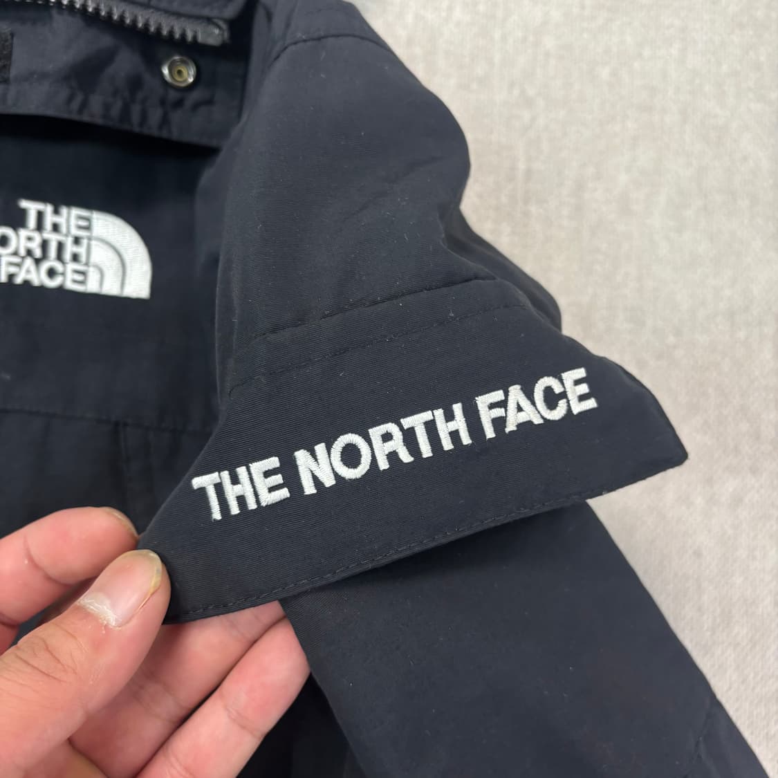 100 노스페이스 사이드라인 포켓 바람막이 상품이미지3