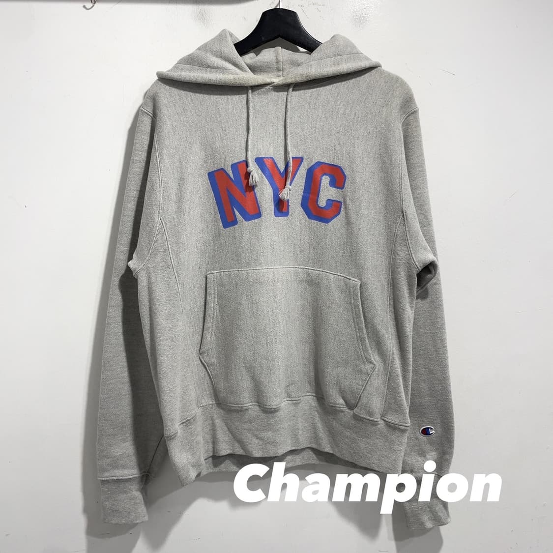 챔피온 리버스위브 NYC 후드티 상품이미지1