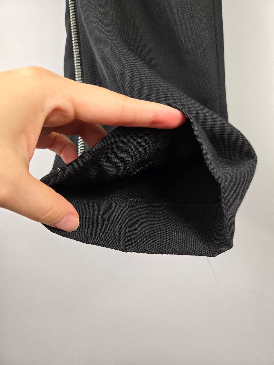 지방시 여성 울 100% 옆 지퍼 라인 슬랙스 34 바지 정품 상품이미지6