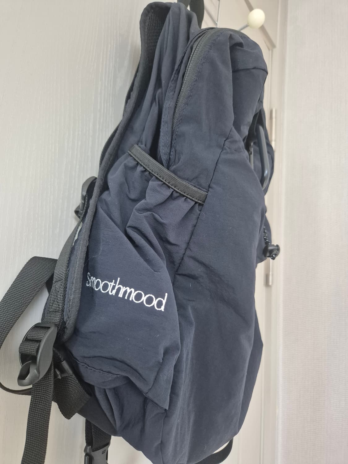 Smoothmood 스무드무드 x 에메모가든 콜라보 백팩 네이비 상품이미지1