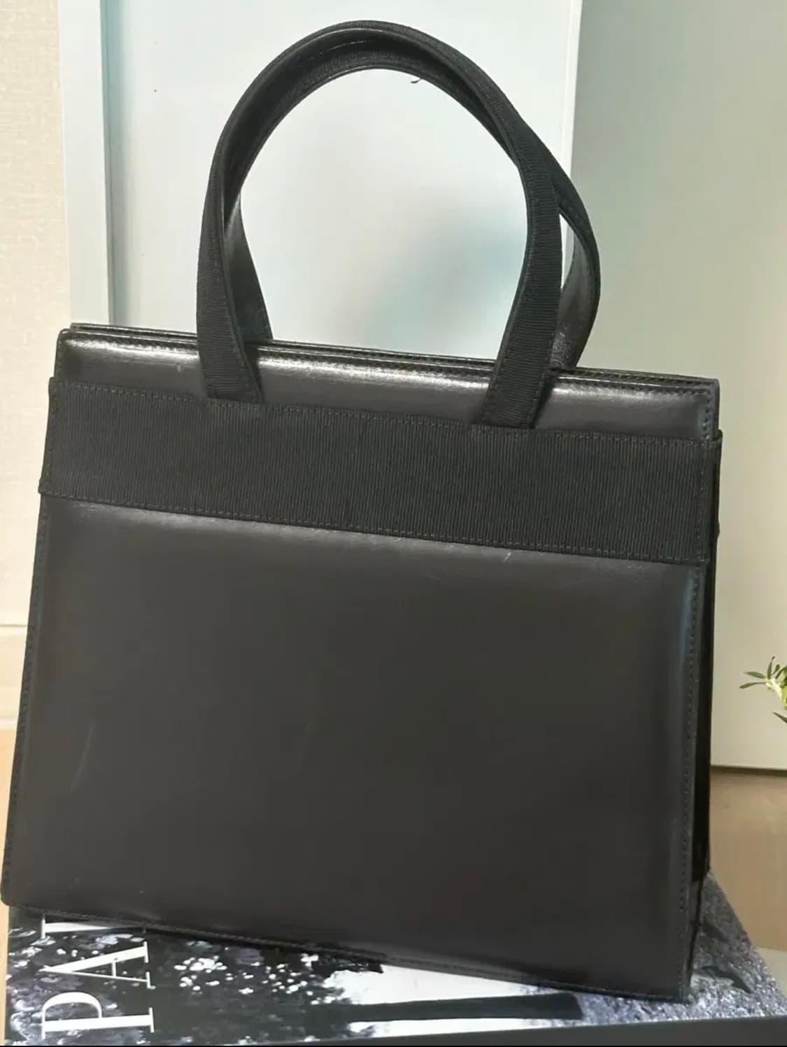 정품 페라가모 바라보우백 리본백 토트백 핸드백 상품이미지3