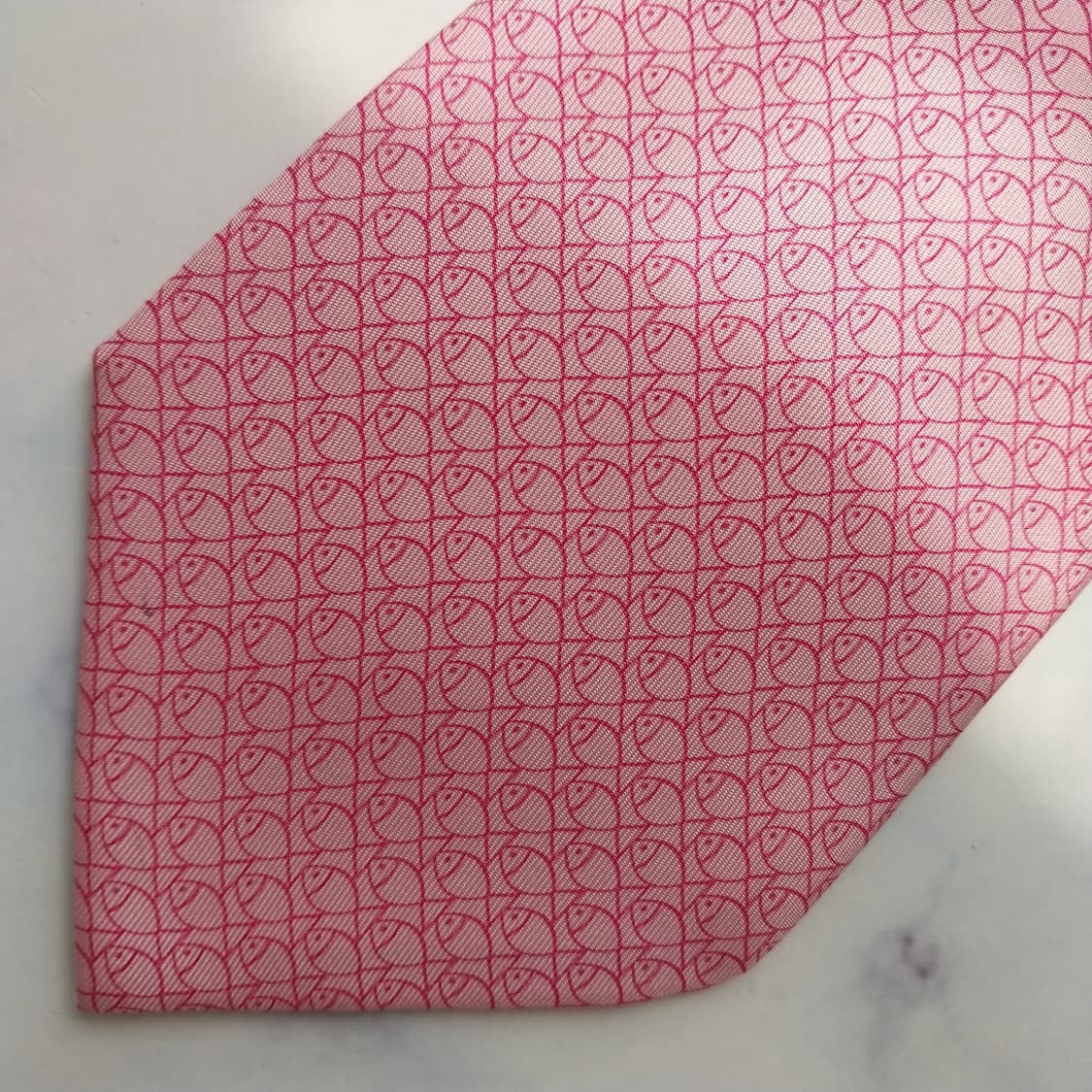 살바토레 페라가모 물고기 모티브 넥타이 9.5cm A등급 K2427
 상품이미지5