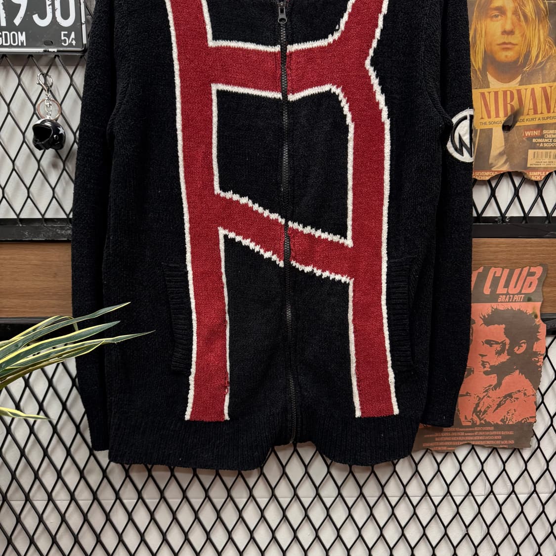 일본 애니메이션 킨니쿠맨 니트 후드 집업 전면 패턴 포인트 블랙 상품이미지4