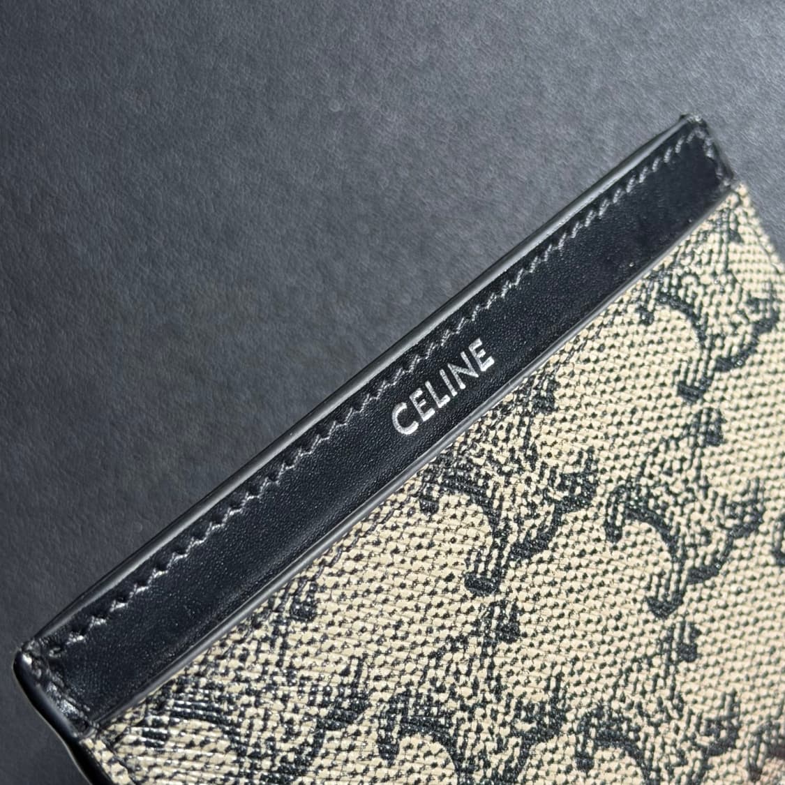 셀린느 트리옹프 카드홀더 카드지갑 상품이미지4