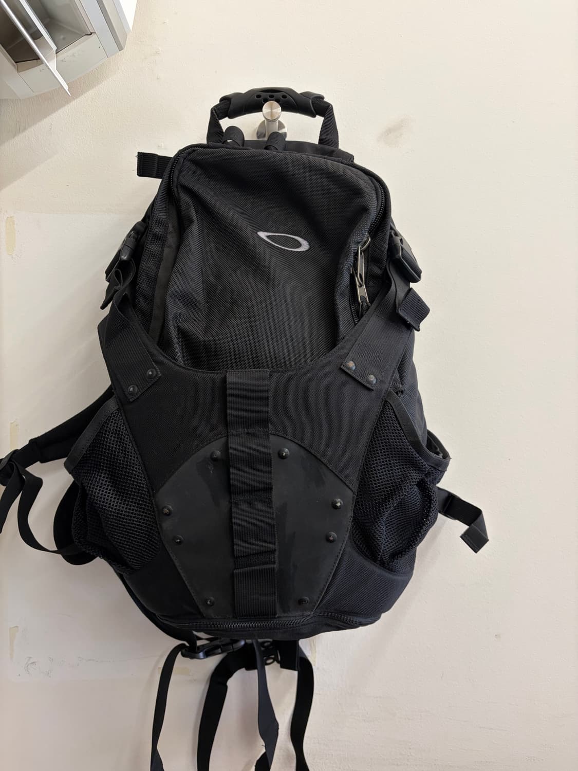 N215. 00년대 오클리 백팩 상품이미지1