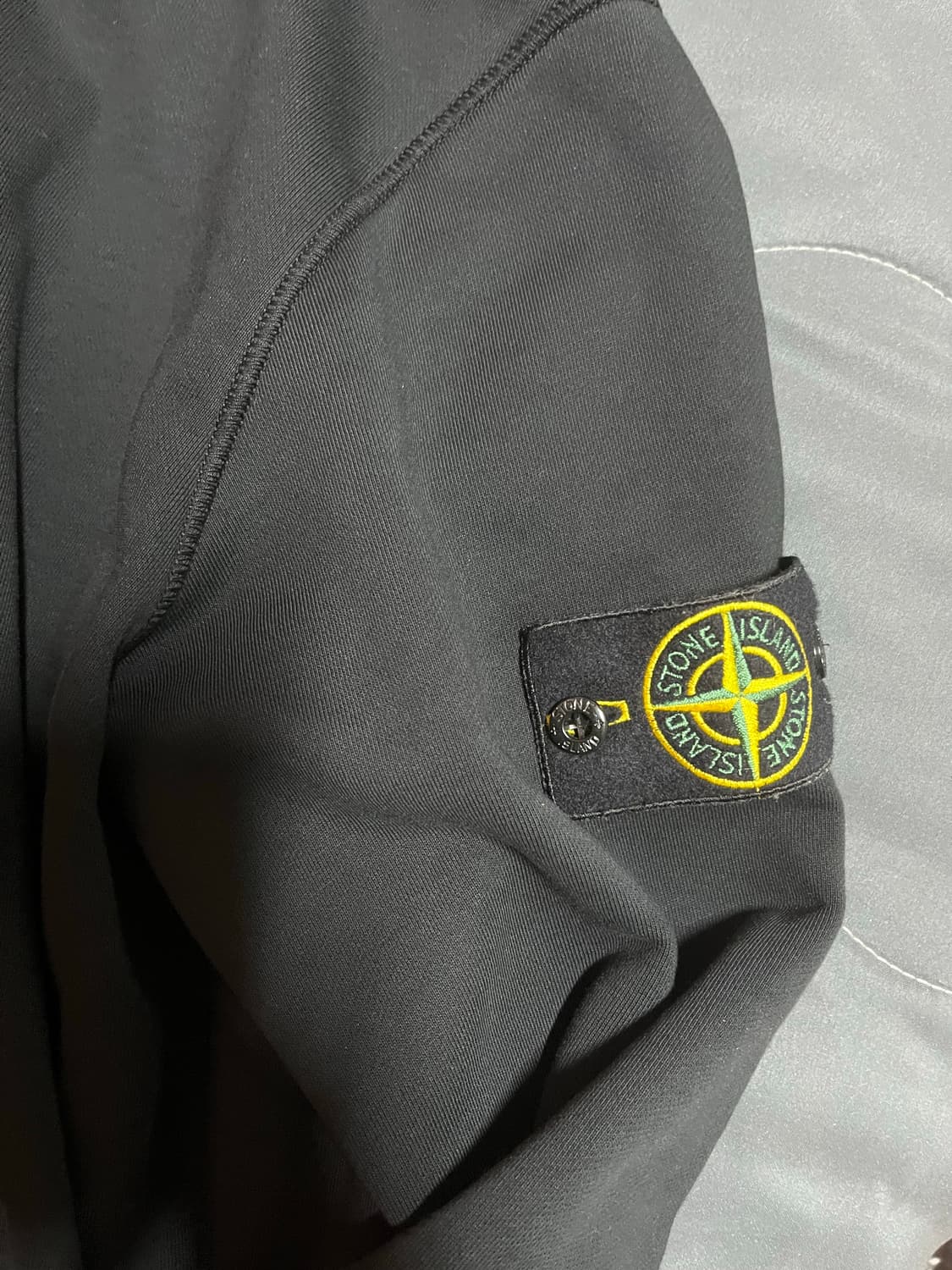 스톤아일랜드 맨투맨 상품이미지2