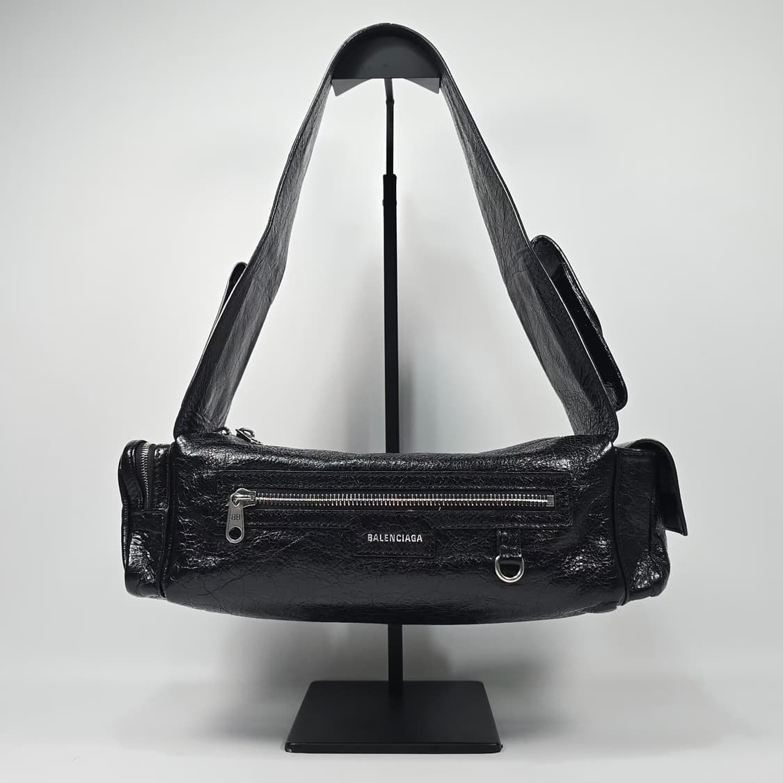 발렌시아가 슈퍼비지 XS 슬링백 숄더백 상품이미지3