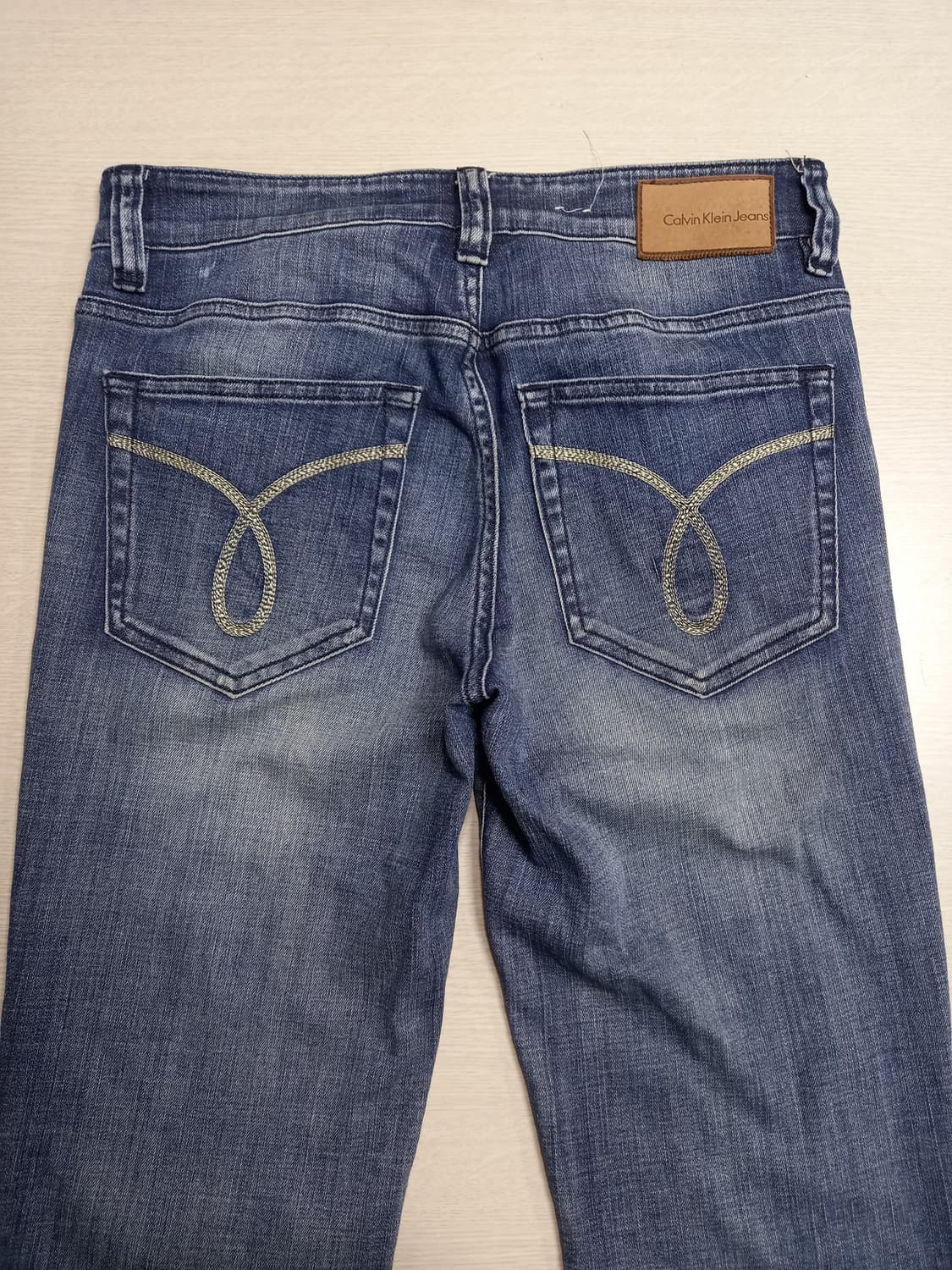 28 Calvin Klein 워싱 스판 슬림일자진 28-956 상품이미지4