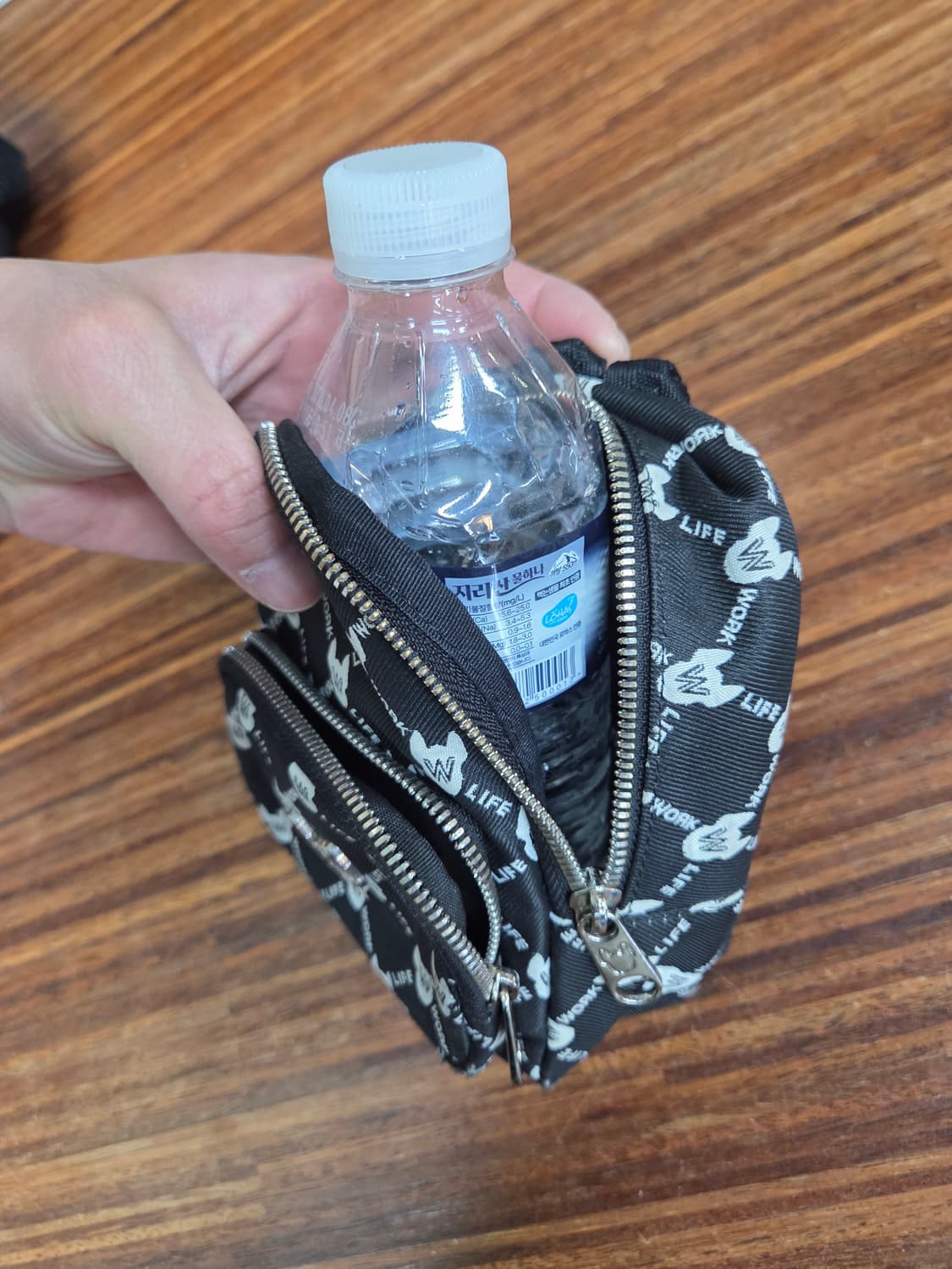 라이프워크 모노그램 투웨이 마이크로 크로스백  상품이미지6