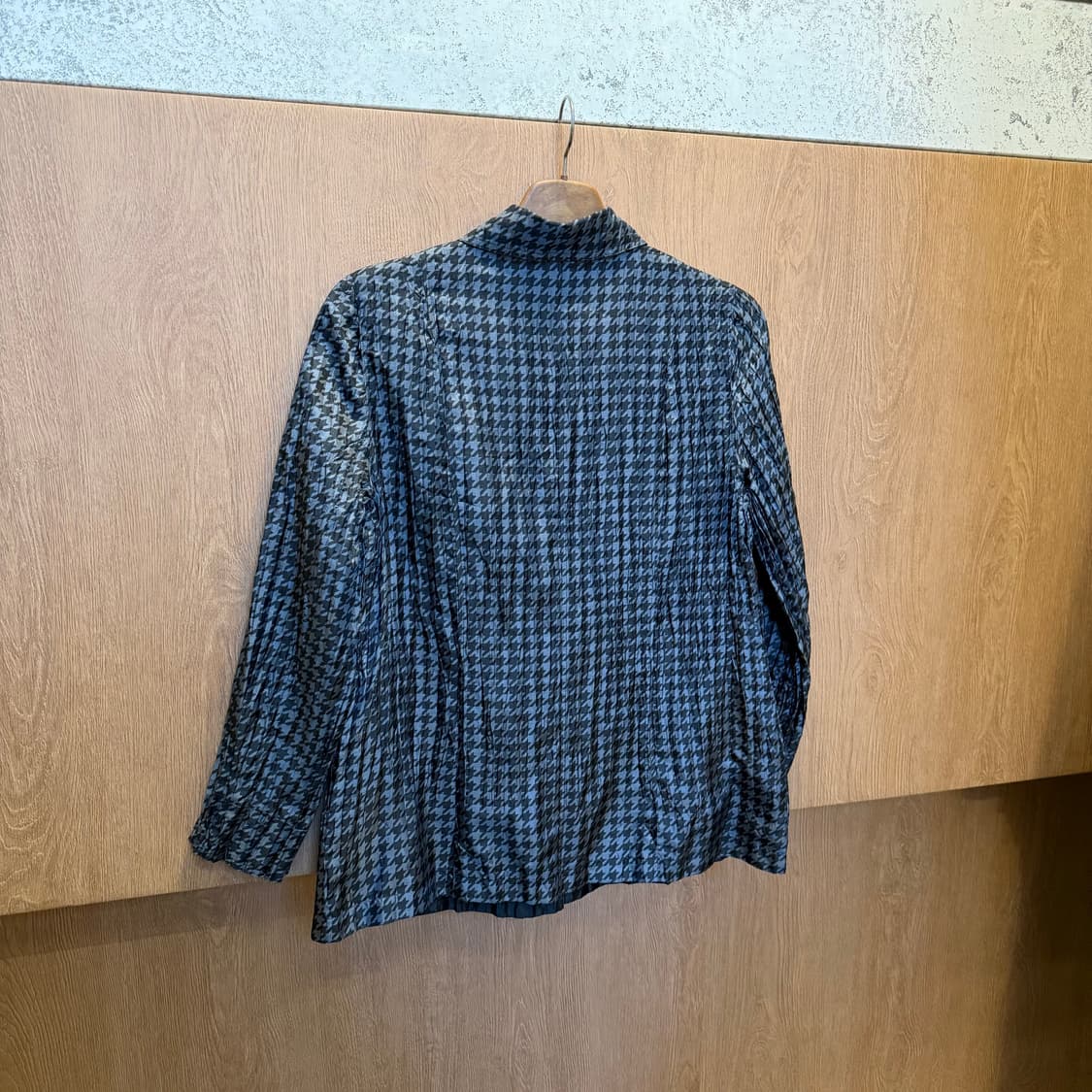 빈티지 셔츠 블라우스 라운드 카라 하운드투스 패턴 디테일 레귤러핏 차콜 상품이미지8