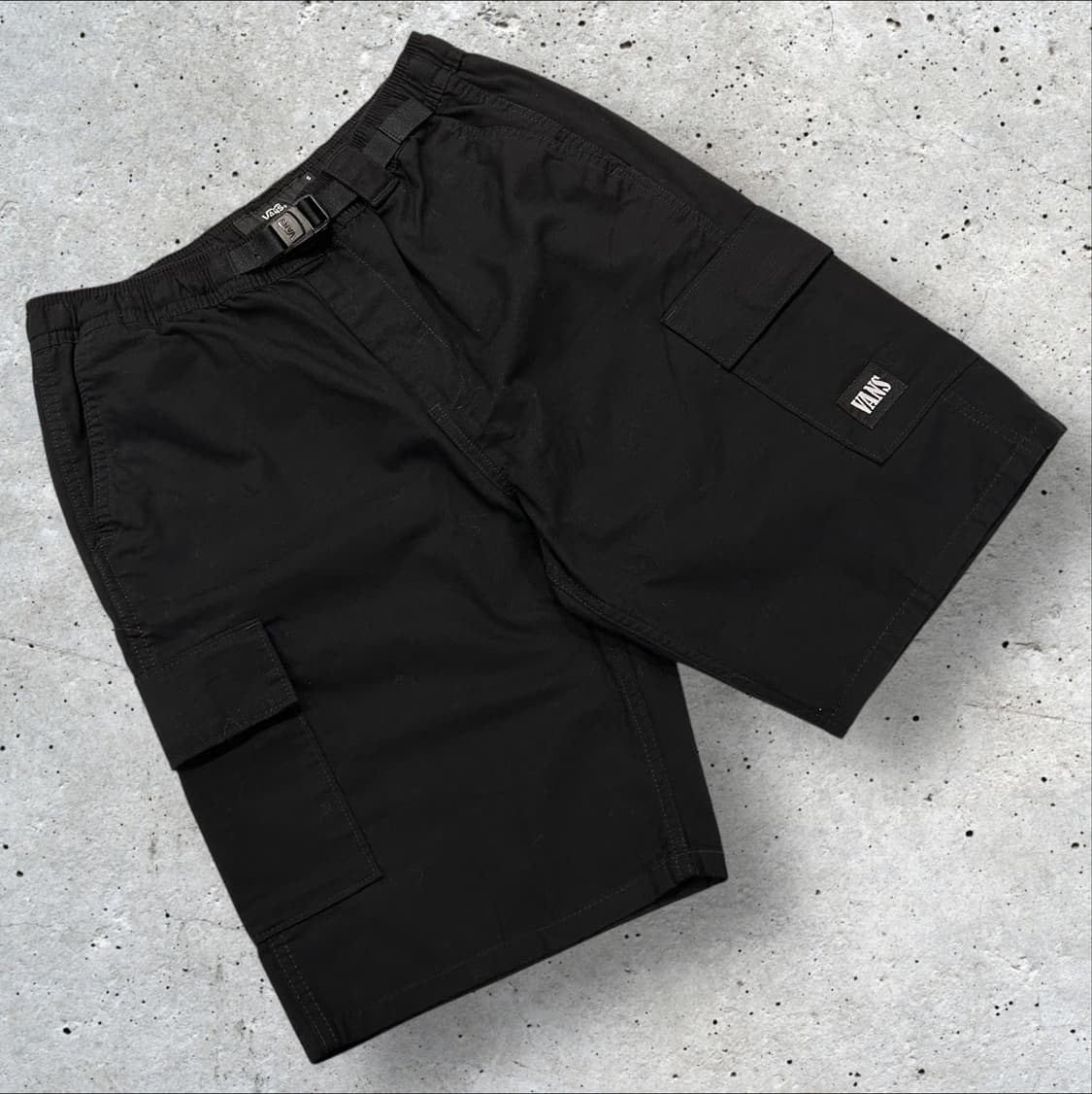 [S] 반스 블랙 카고 반바지 상품이미지1