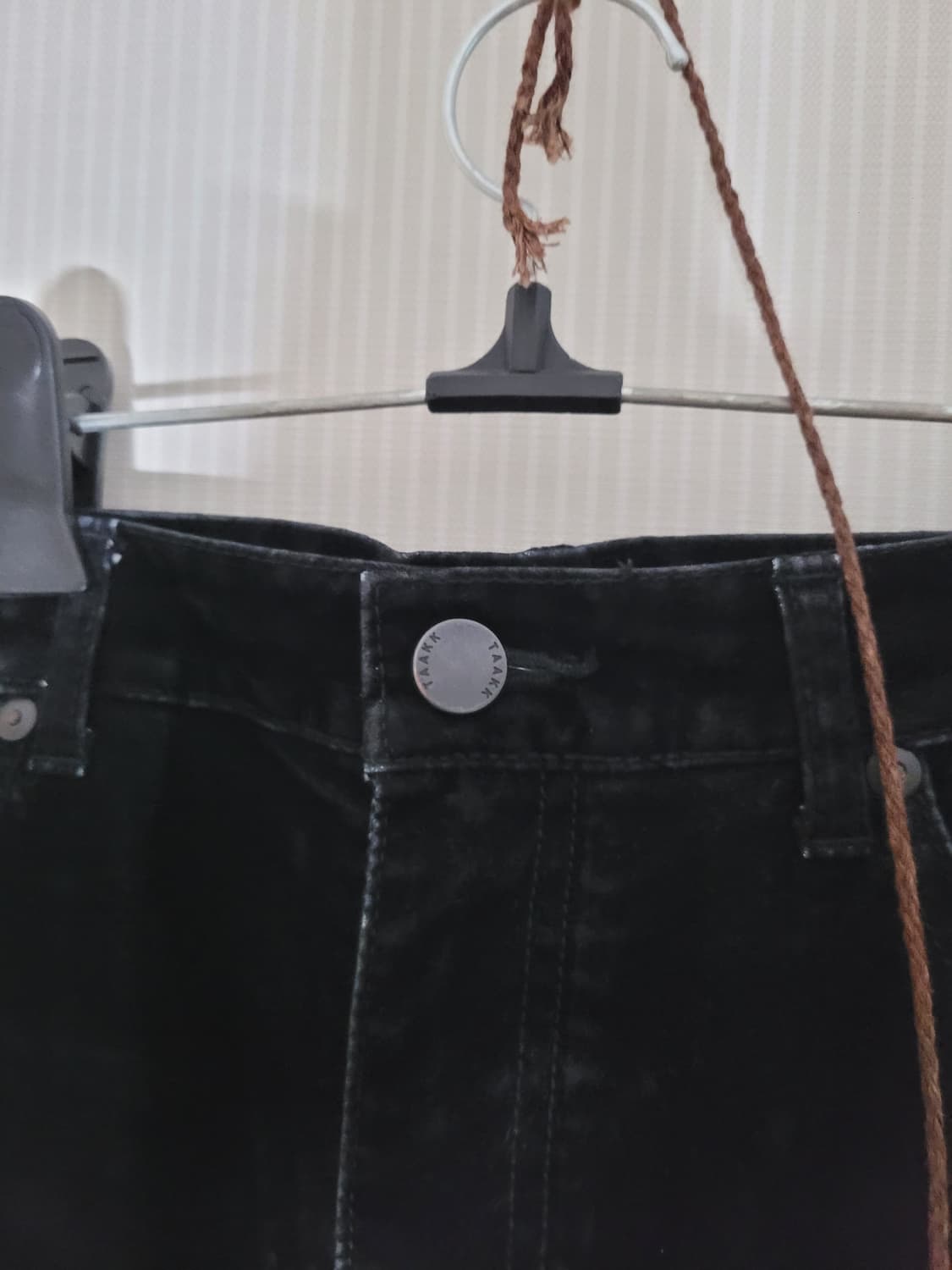 탁 블랙 벨벳 팬츠 상품이미지10