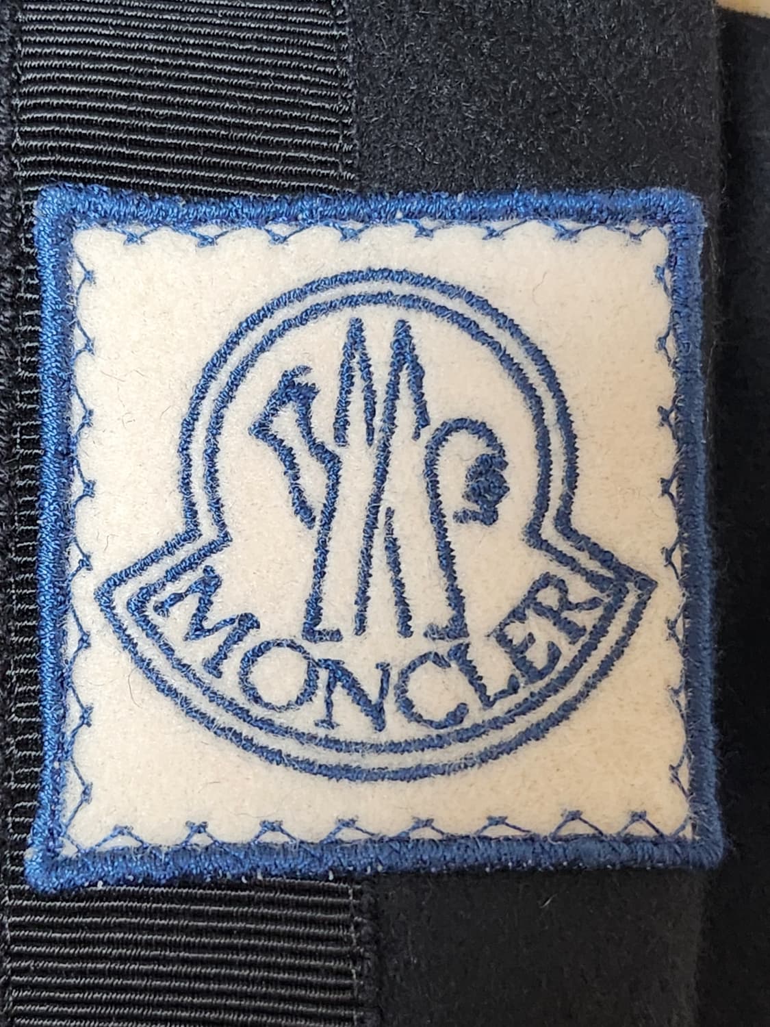 몽클레어 감마블루 패딩 방풍 바지 상품이미지4