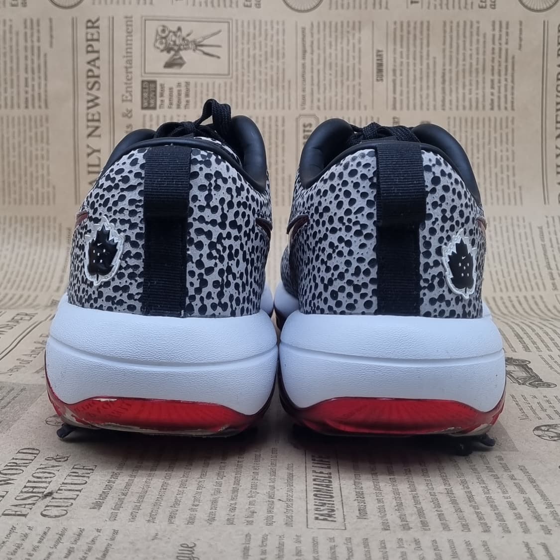 나이키 로쉬G 투어 사파리 남성골프화270 상품이미지4