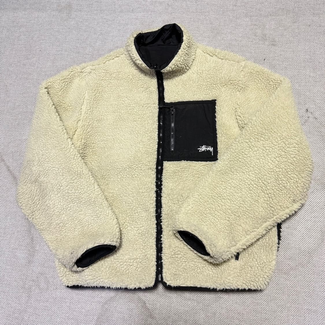 스투시 8볼 리버시블 쉐르파 플리스 자켓 상품이미지1