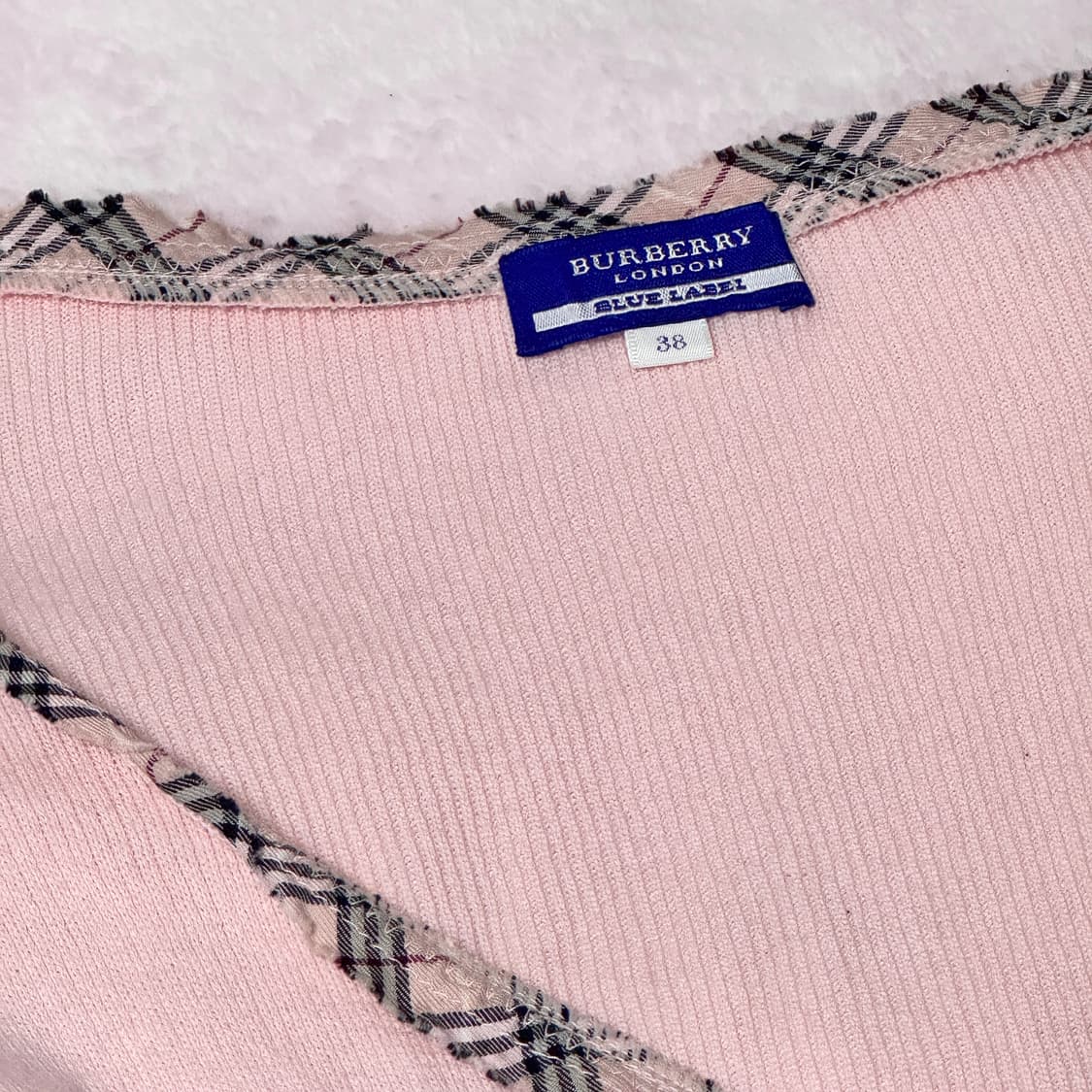 버버리 블루라벨 핑크 가디건 빈티지 상품이미지3