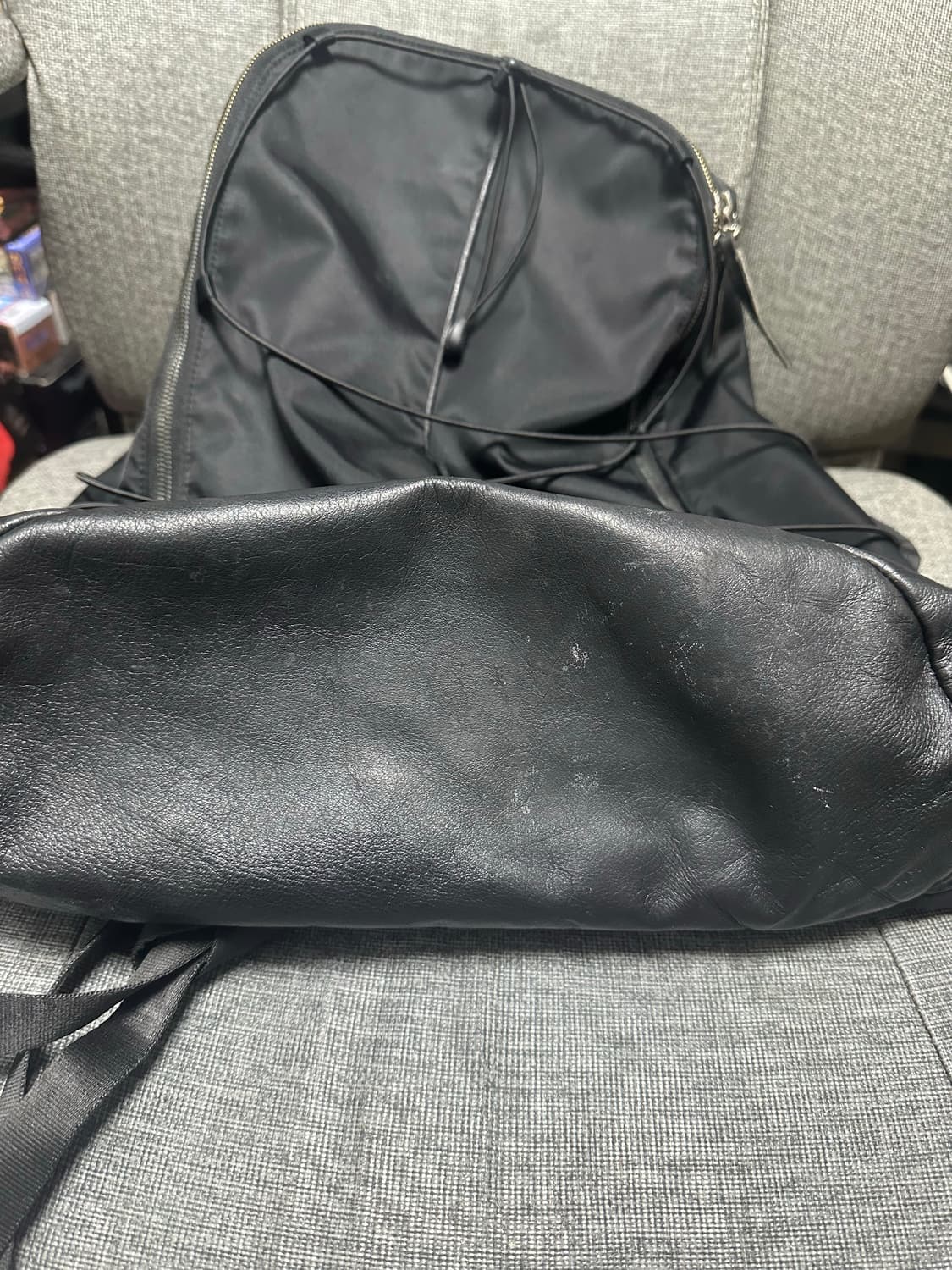 해칭룸 나일론 레더 백팩 상품이미지4