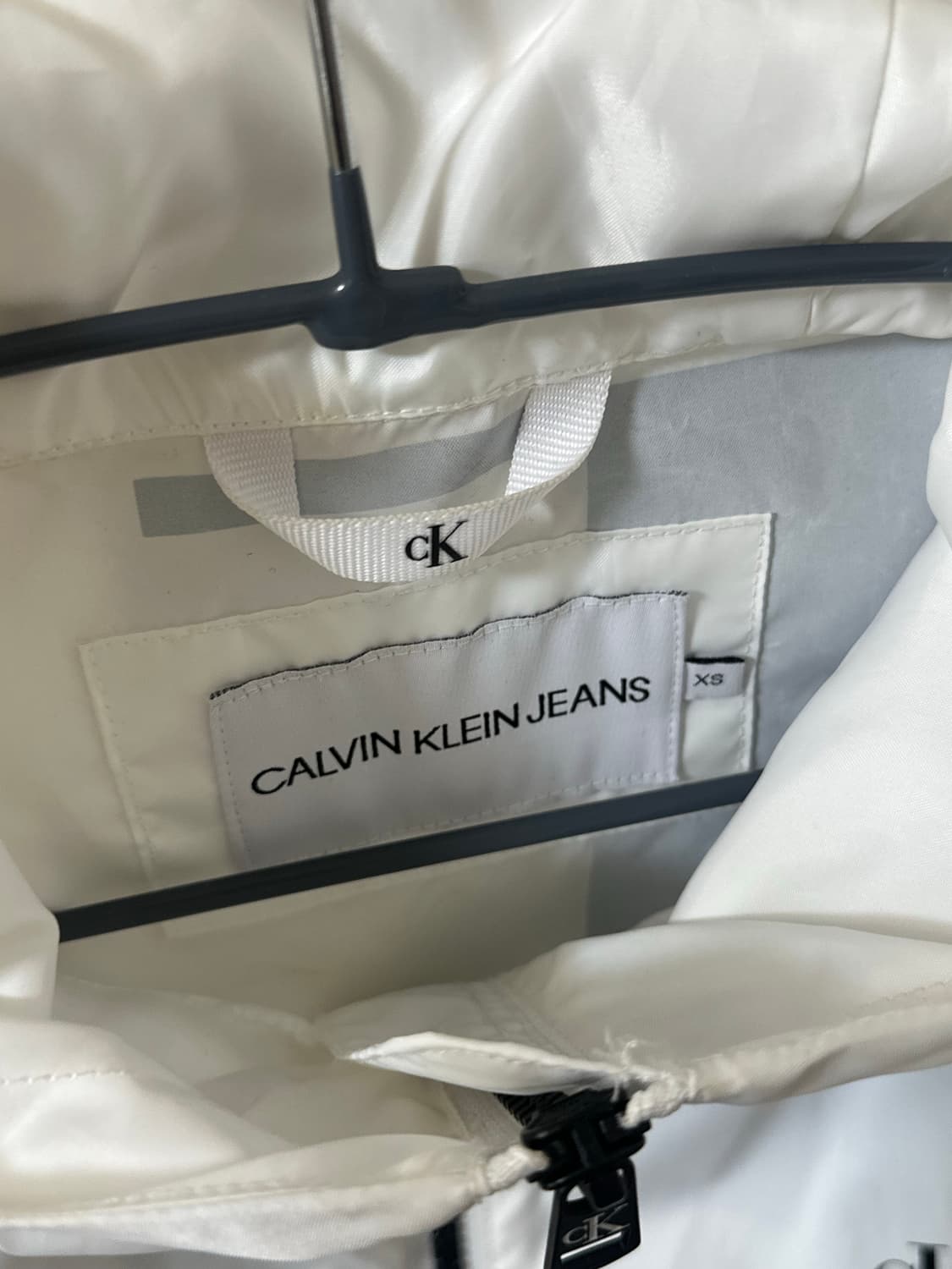 캐빈클라인 바람막이(여성) 상품이미지2