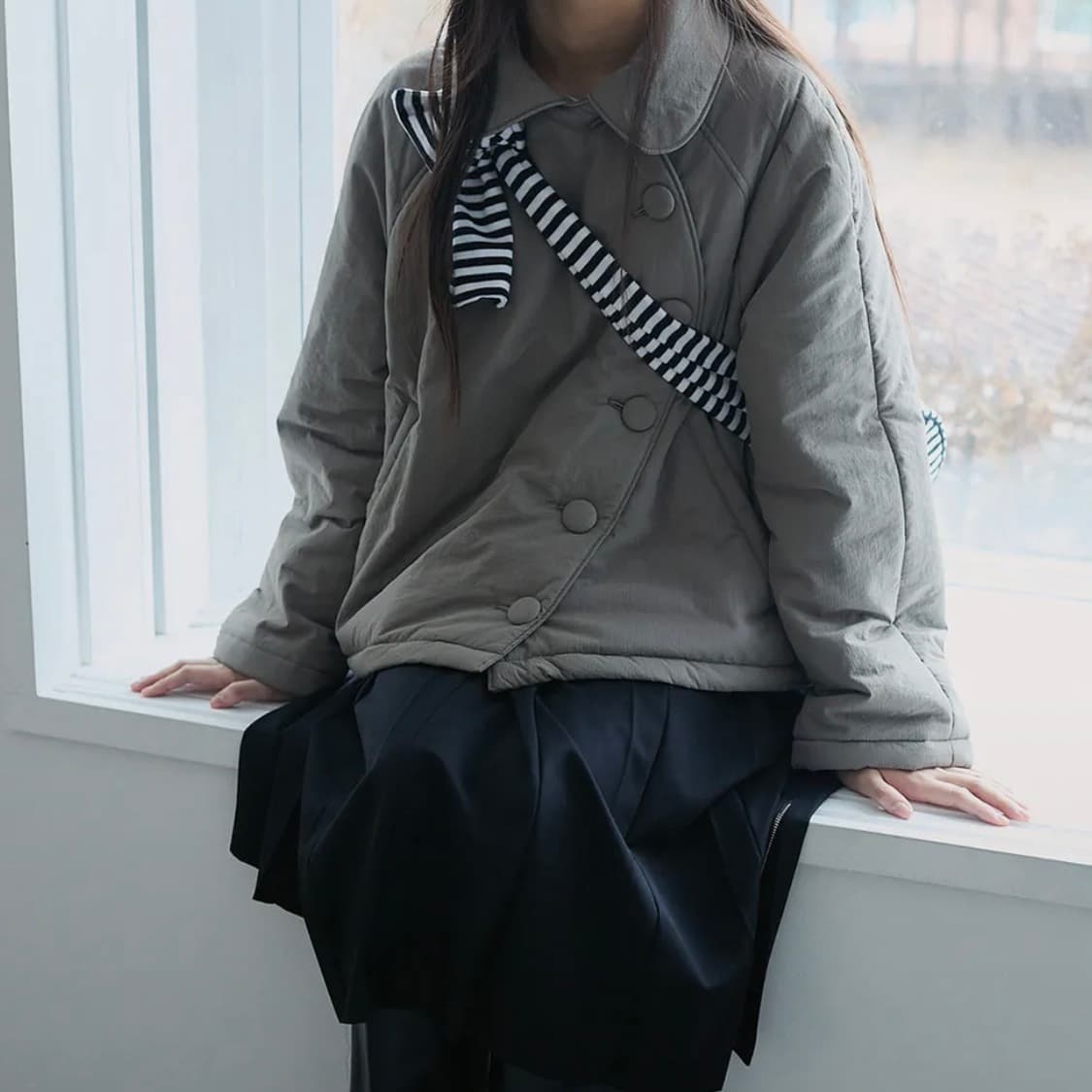 더뮤지엄비지터 라운드 언발란스 퍼프 자켓 베이지 상품이미지3