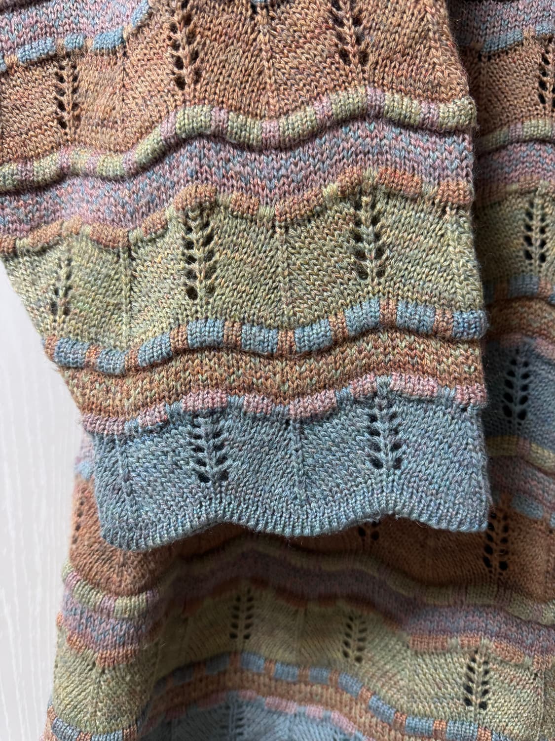 〰️물결 뮤트톤 니트 후드집업 상품이미지4