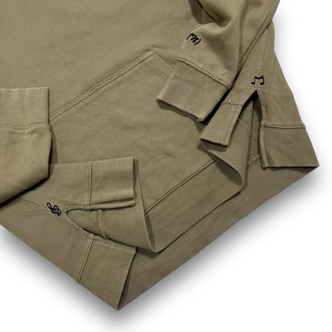 넘버 나인 x Freak's Store 음표 기호 자수 로고 후디 상품이미지3