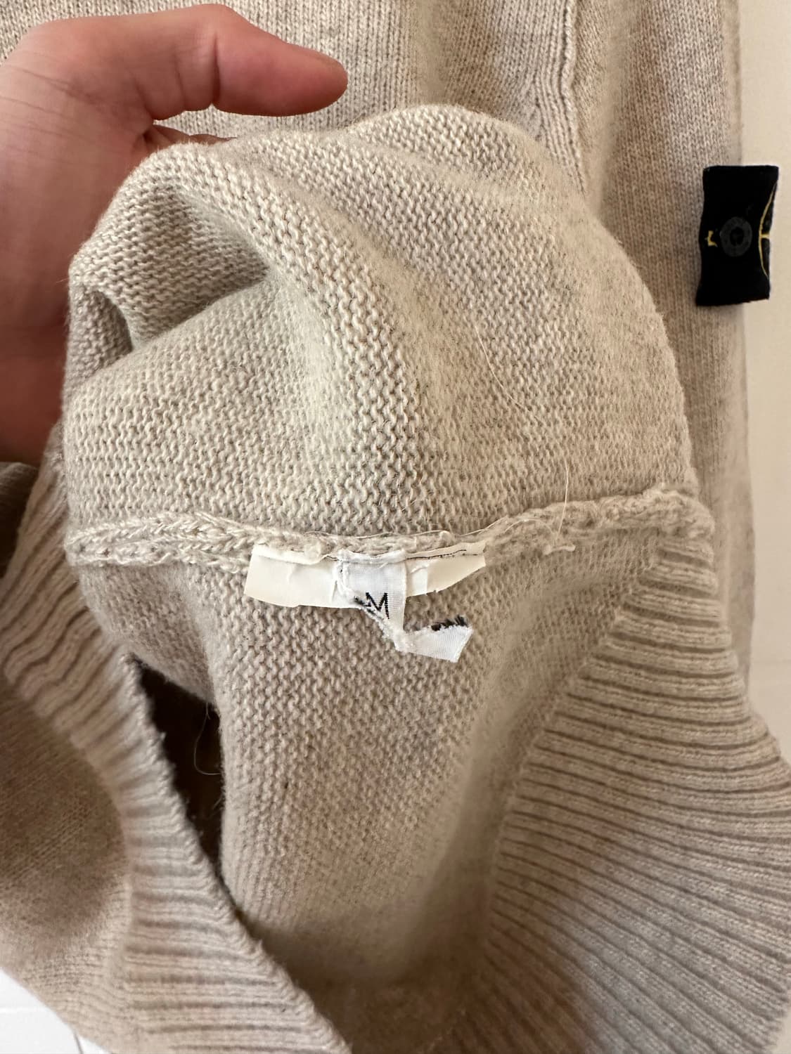 Stone island knit M (90-95) 정품 상품이미지3