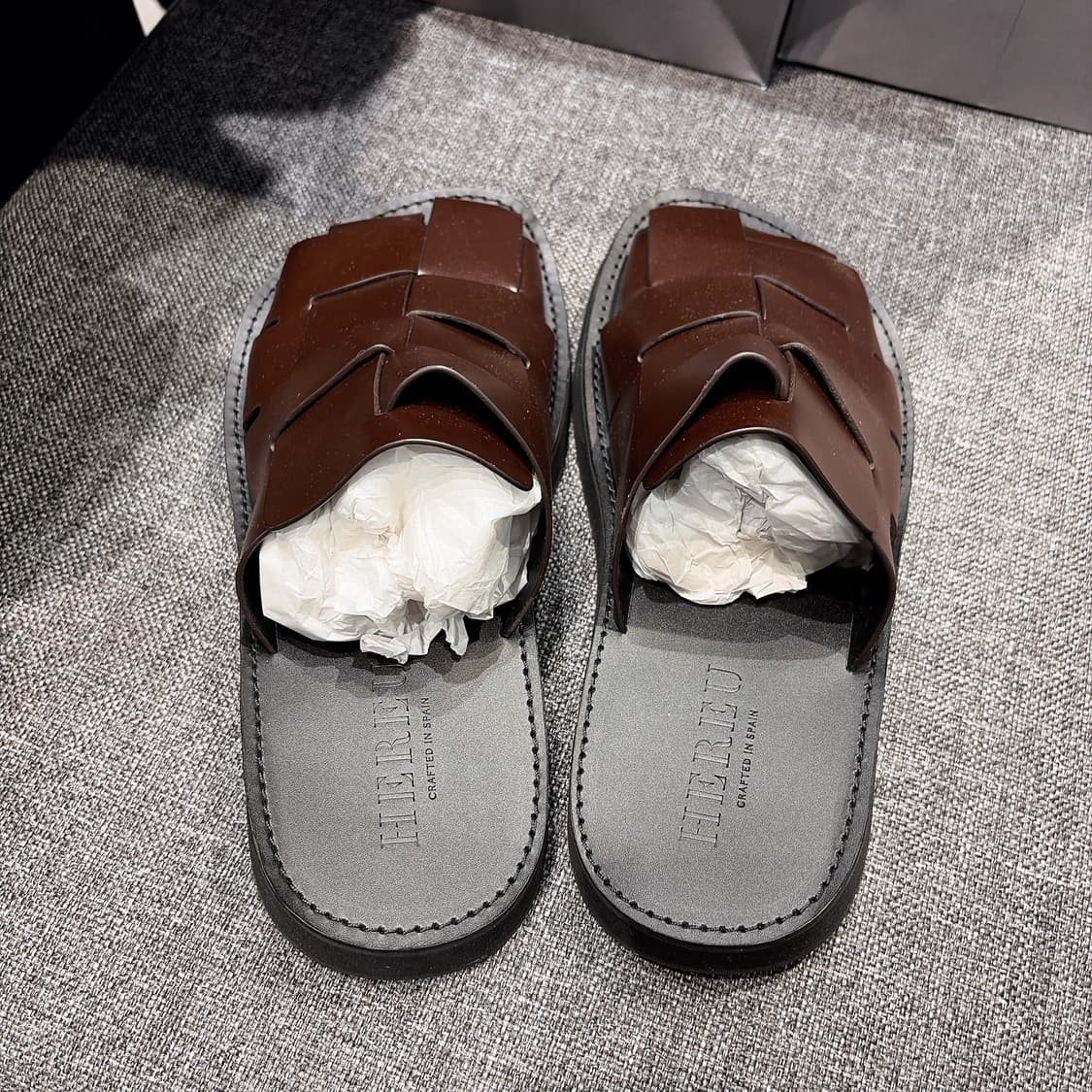 (정품/새상품) HEREU 헤레우 남성 브라운 레더 디라 뮬 샌들 상품이미지6
