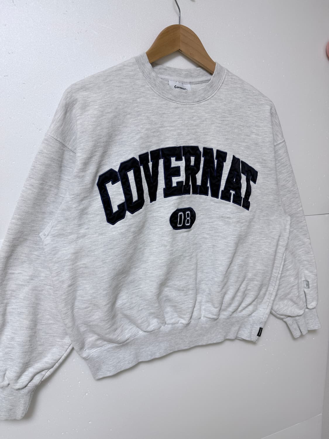 커버낫(COVERNAT) 로고 맨투맨 그레이 데일리  상품이미지2
