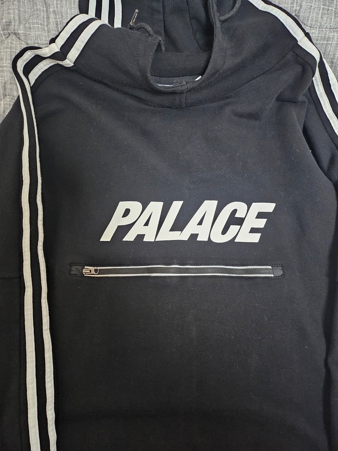 팔라스x아디다스 콜라보 후드 티셔츠xl 상품이미지2