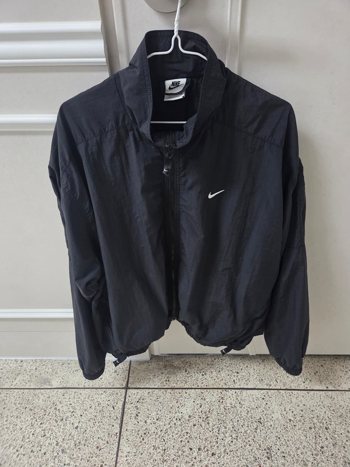 나이키 nrg 솔로스우시 바람막이 XL 상품이미지1