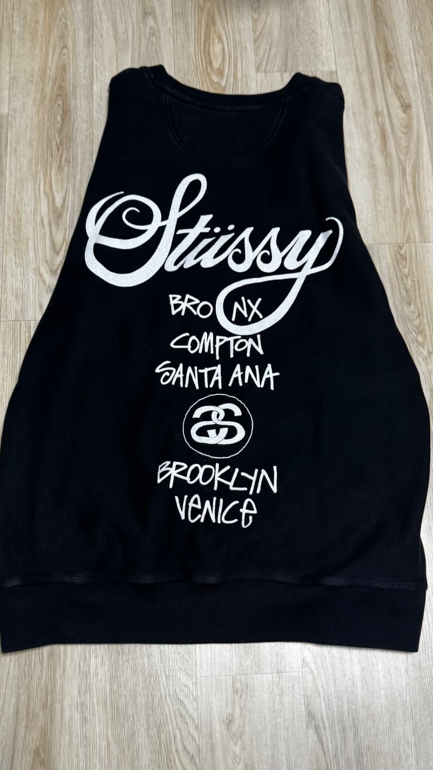 스투시 월드투어 맨투맨 M size 상품이미지3