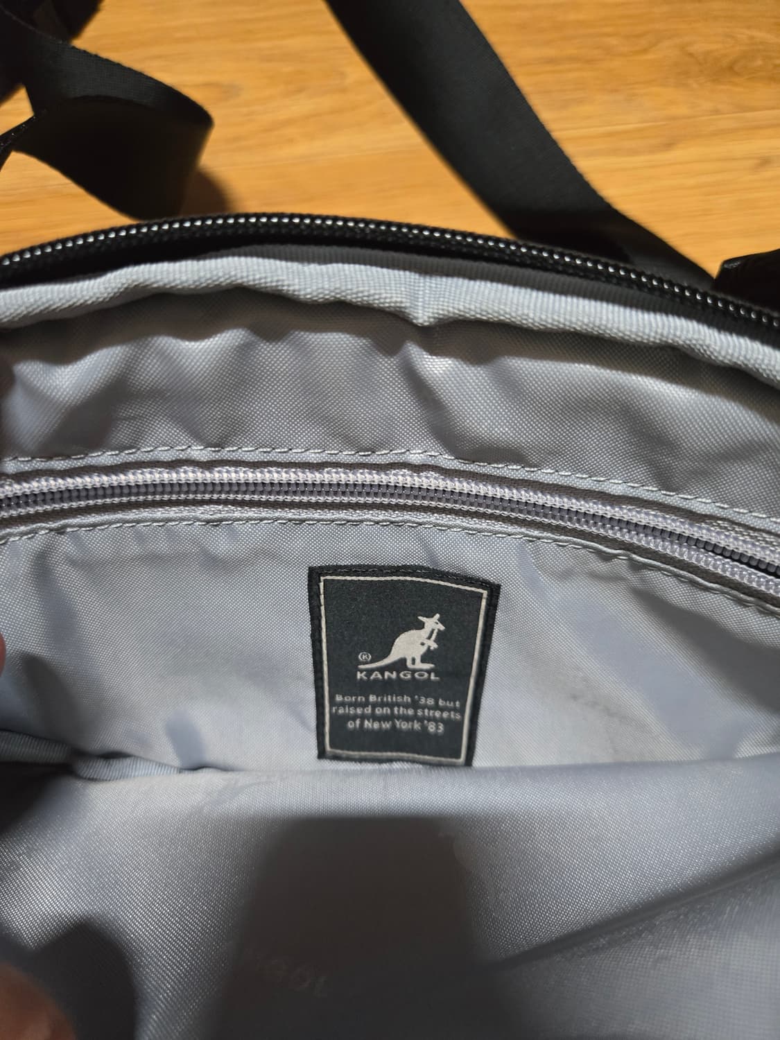 캉골 블랙 슬링백 힙색 상품이미지7