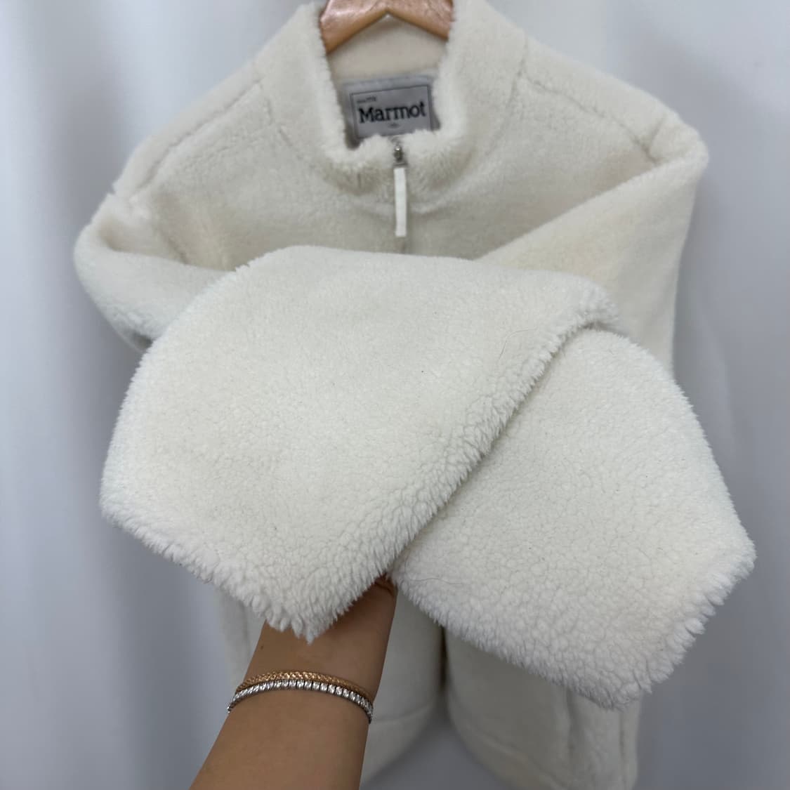  마모트 남자 도톰 기모 털자켓 아이보리 100 상품이미지4