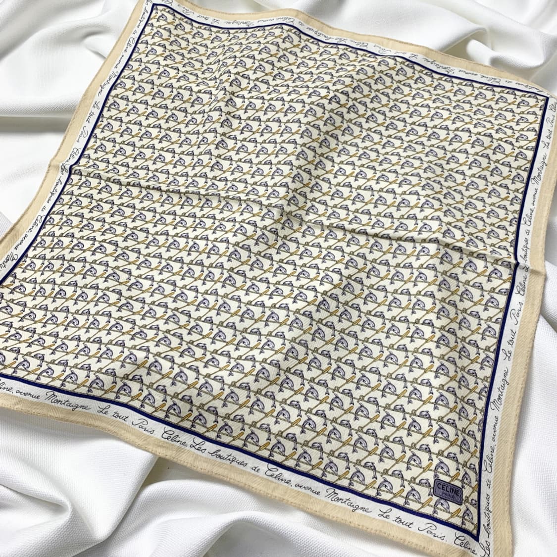 [정품] Celine 셀린느 돌고래패턴 빈티지 쁘띠스카프 손수건 상품이미지1
