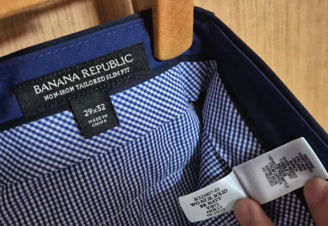 바나나 리퍼블릭 non-iron 네이비 치노 상품이미지1