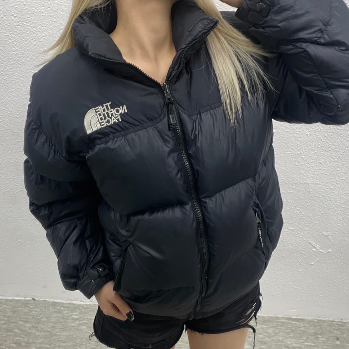 노스페이스 1996 눕시 블랙 패딩 ( 남녀공용 ) 상품이미지1