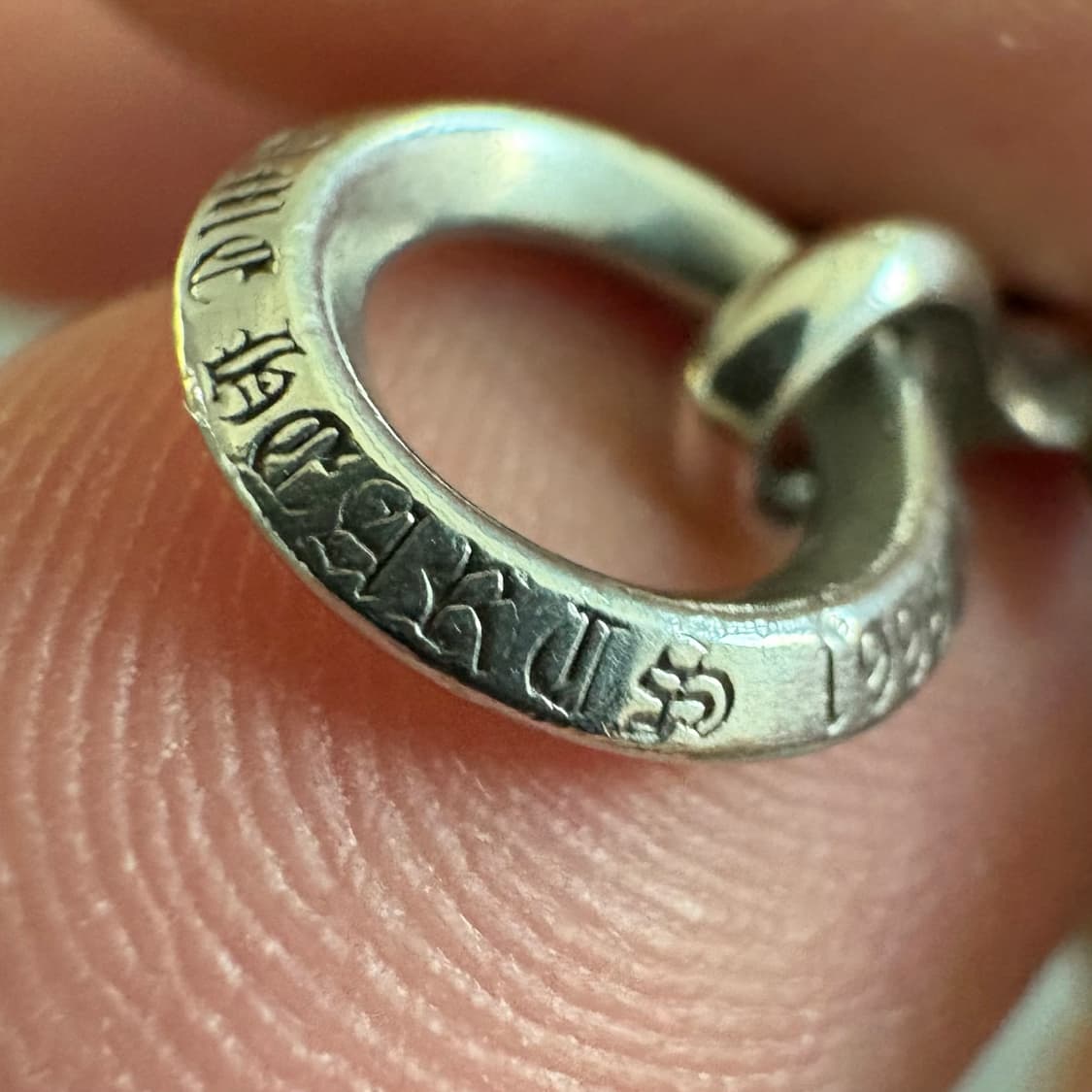 크롬하츠 타이니크로스 펜던트 상품이미지6