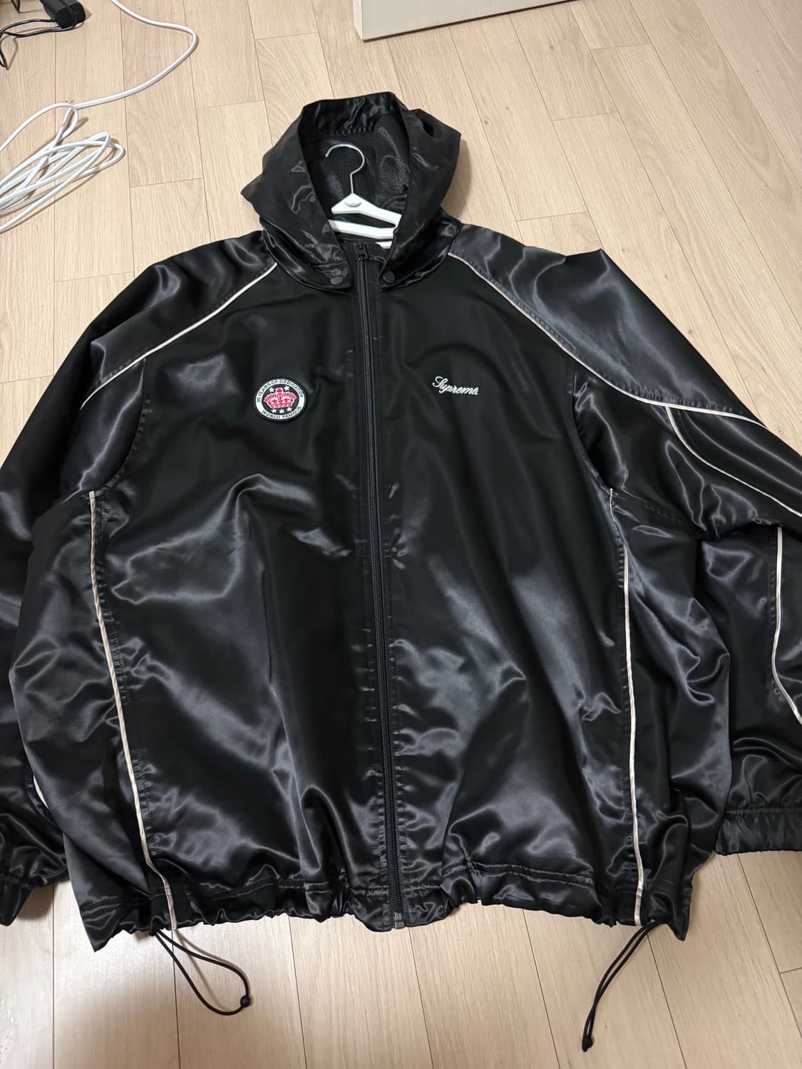 슈프림 사틴 후드 트랙 자켓 블랙 XL 상품이미지1