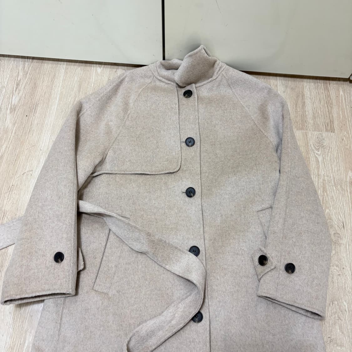 무신사 스탠다드 무탠다드 캐시미어 트렌치코트 S/90  상품이미지2