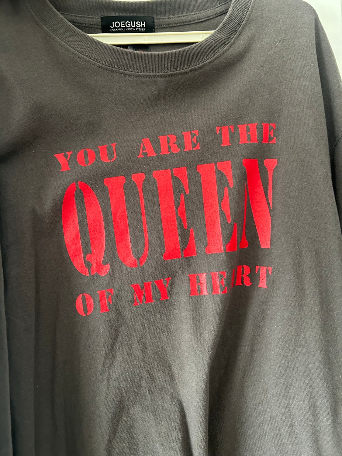 조거쉬 롱슬리브 QUEEN 로고  챠콜 상품이미지3