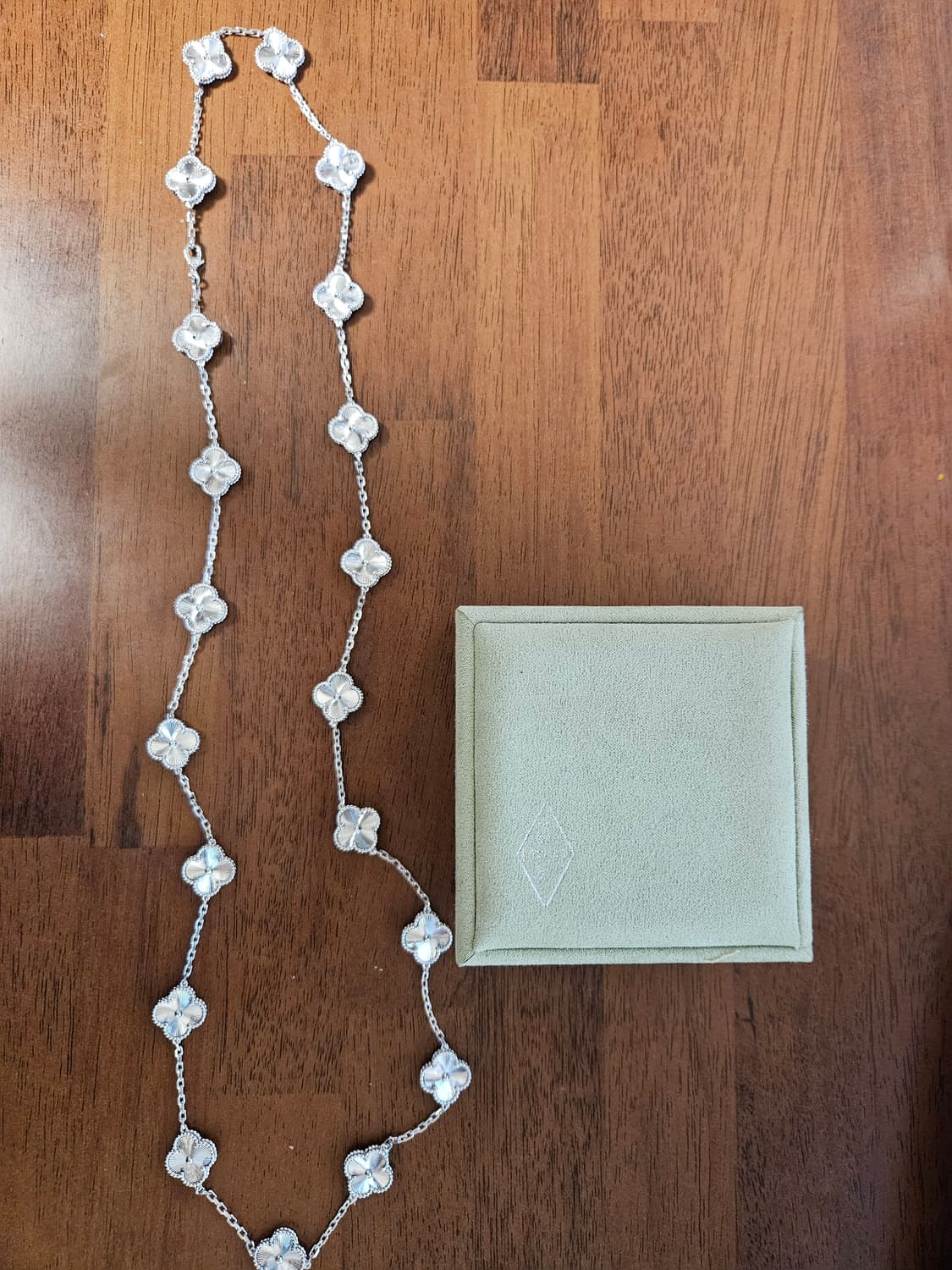 반클리프 아펠 알함브라 빈티지 20모티브 목걸이(빈티지 제품) 상품이미지1