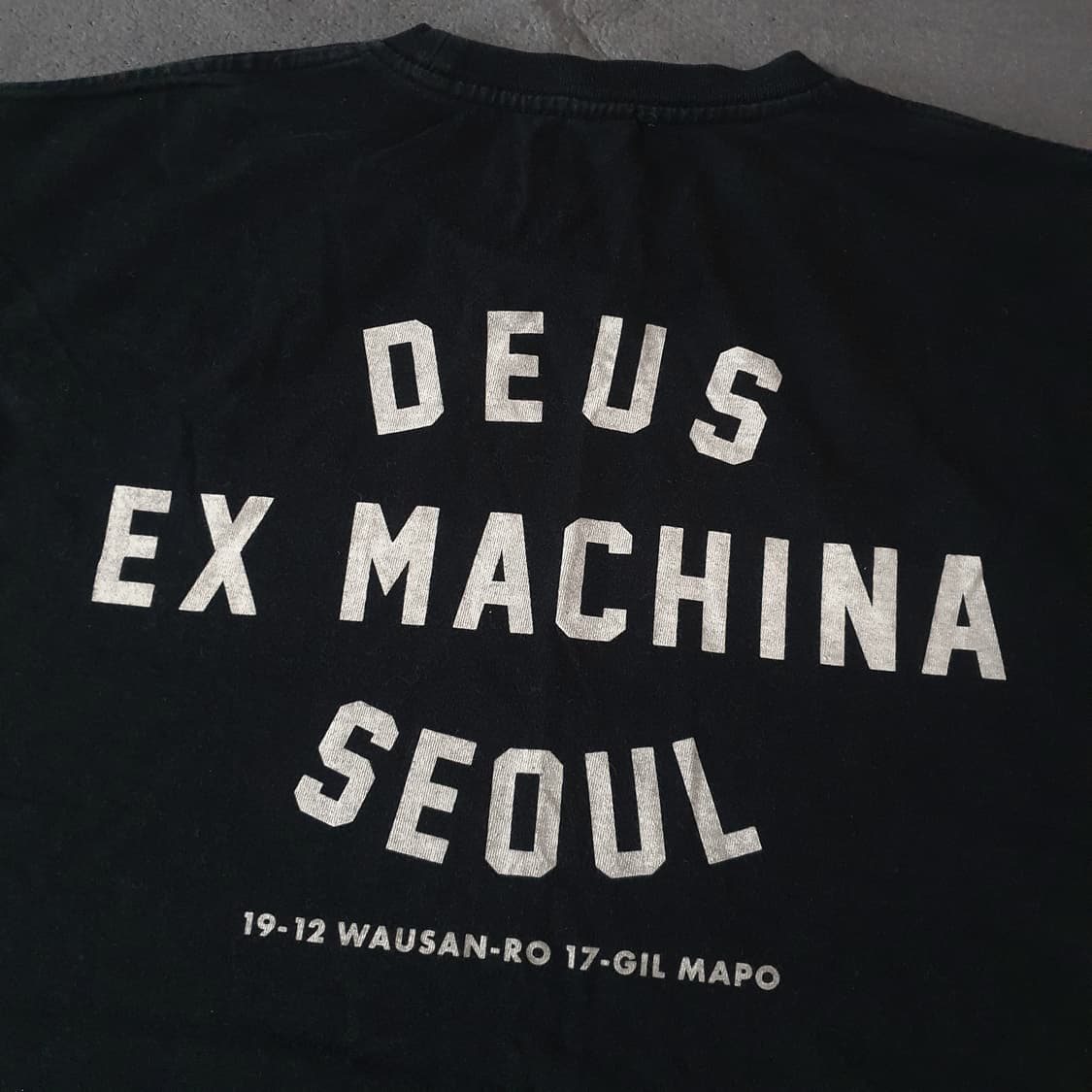 데우스 서울 반팔 티셔츠 XL 블랙 상품이미지2
