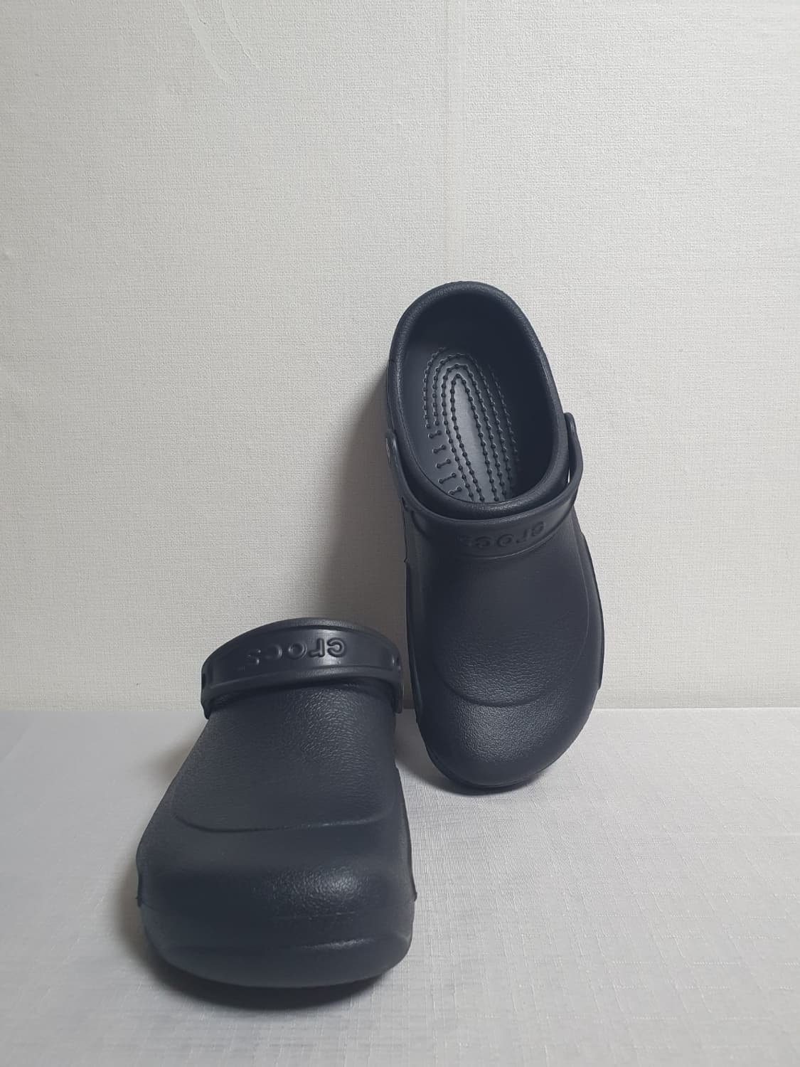 크록스 비스트로 클로그 블랙 240mm 상품이미지2