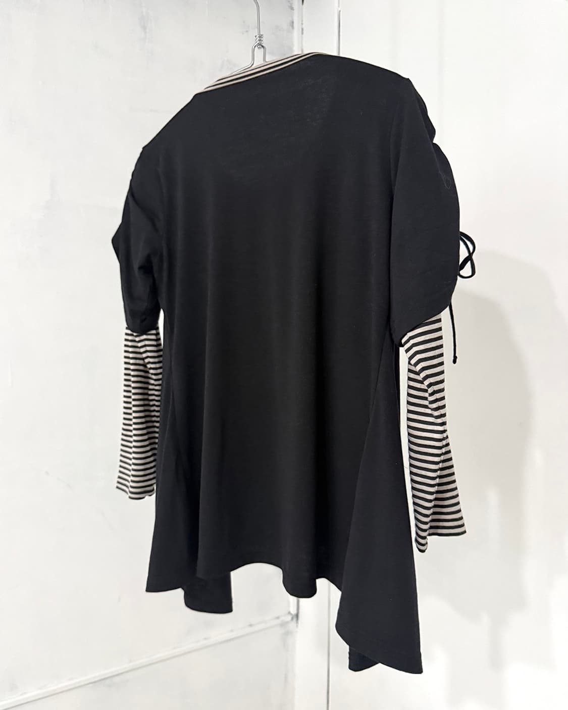 Black Vest-Layered Striped Long Sleeve 상품이미지10