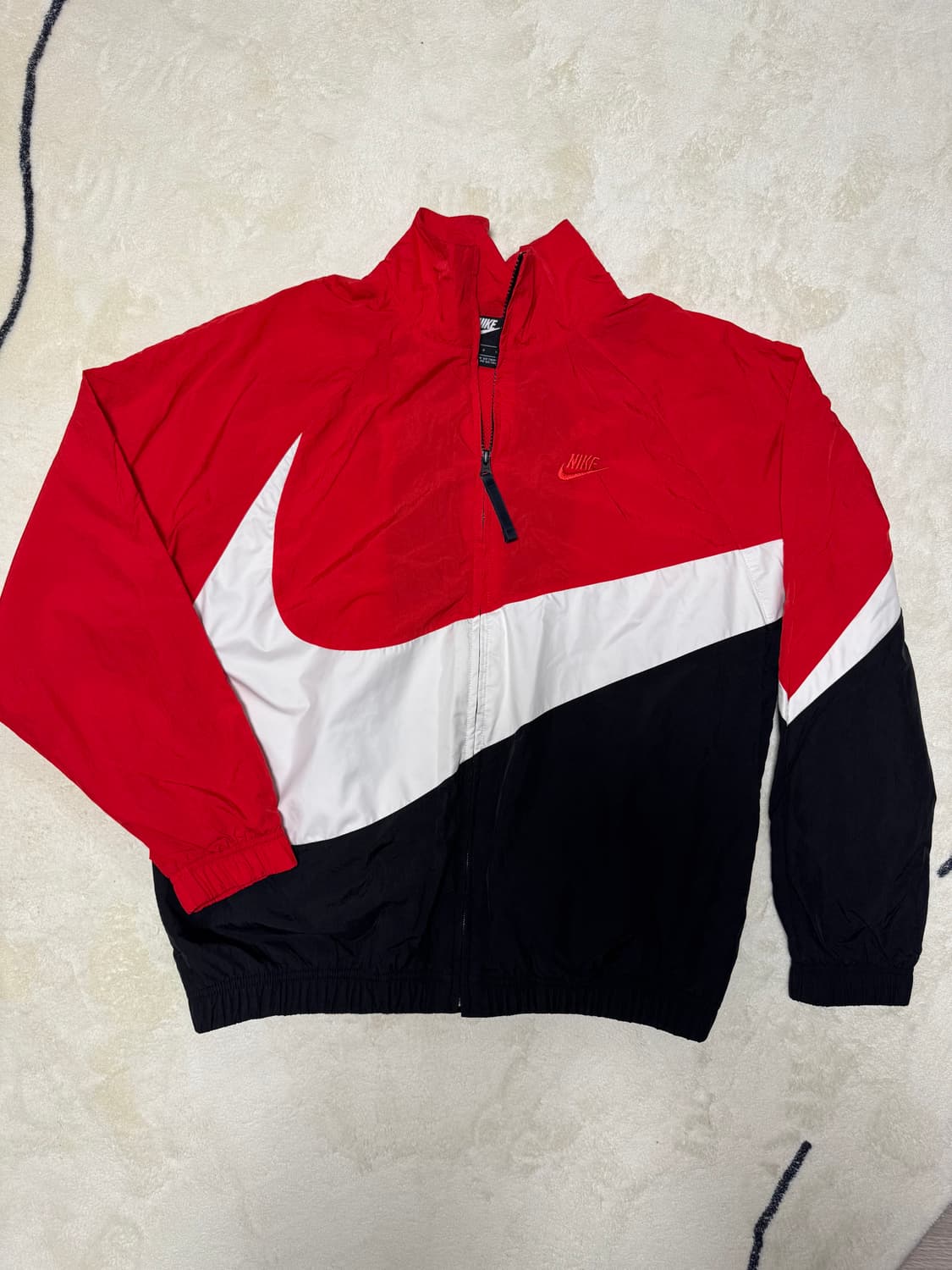 나이키 바람막이 상품이미지1