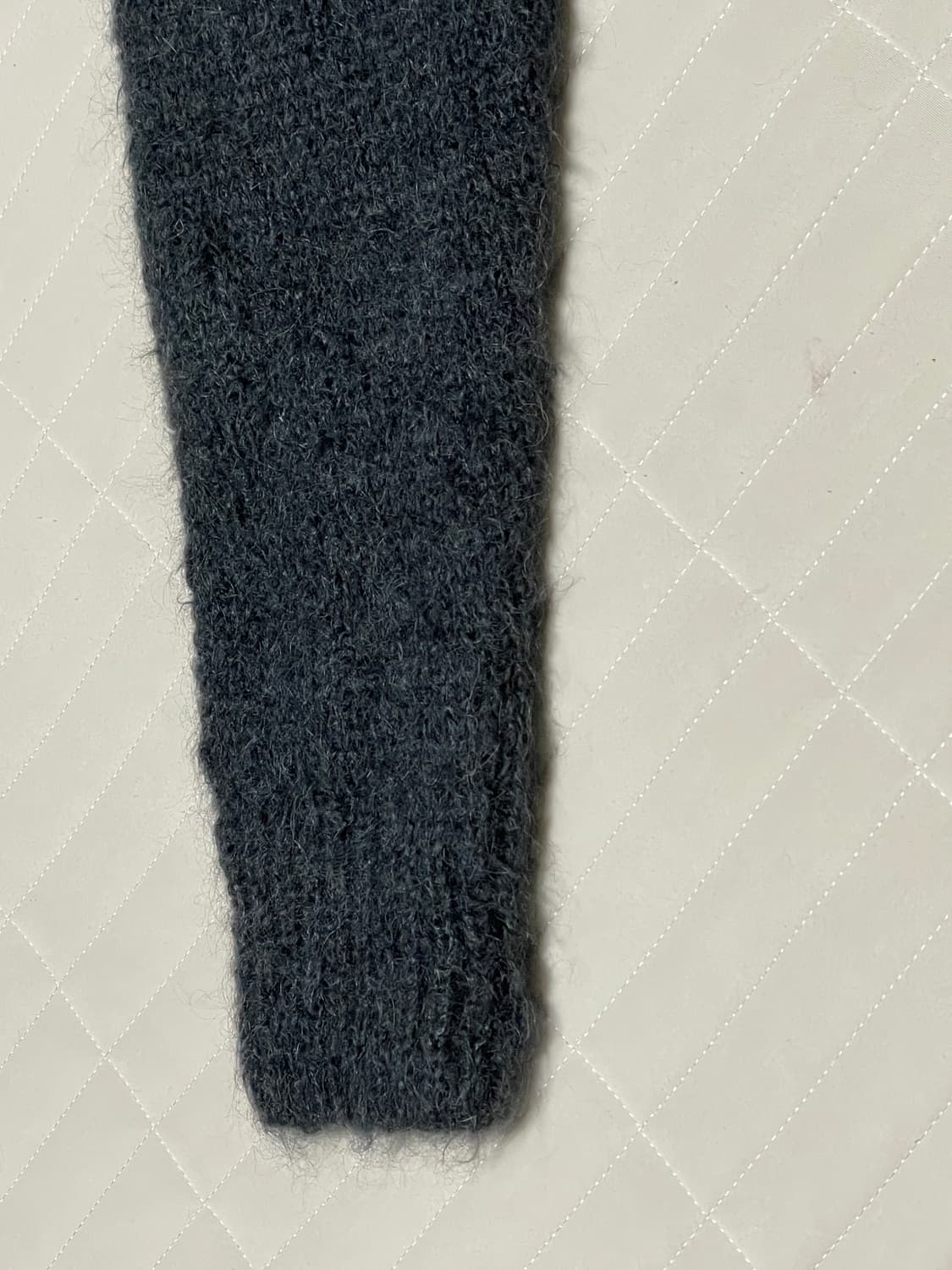 [새상품]아모멘토 그랜마 가디건 다크그레이 상품이미지6