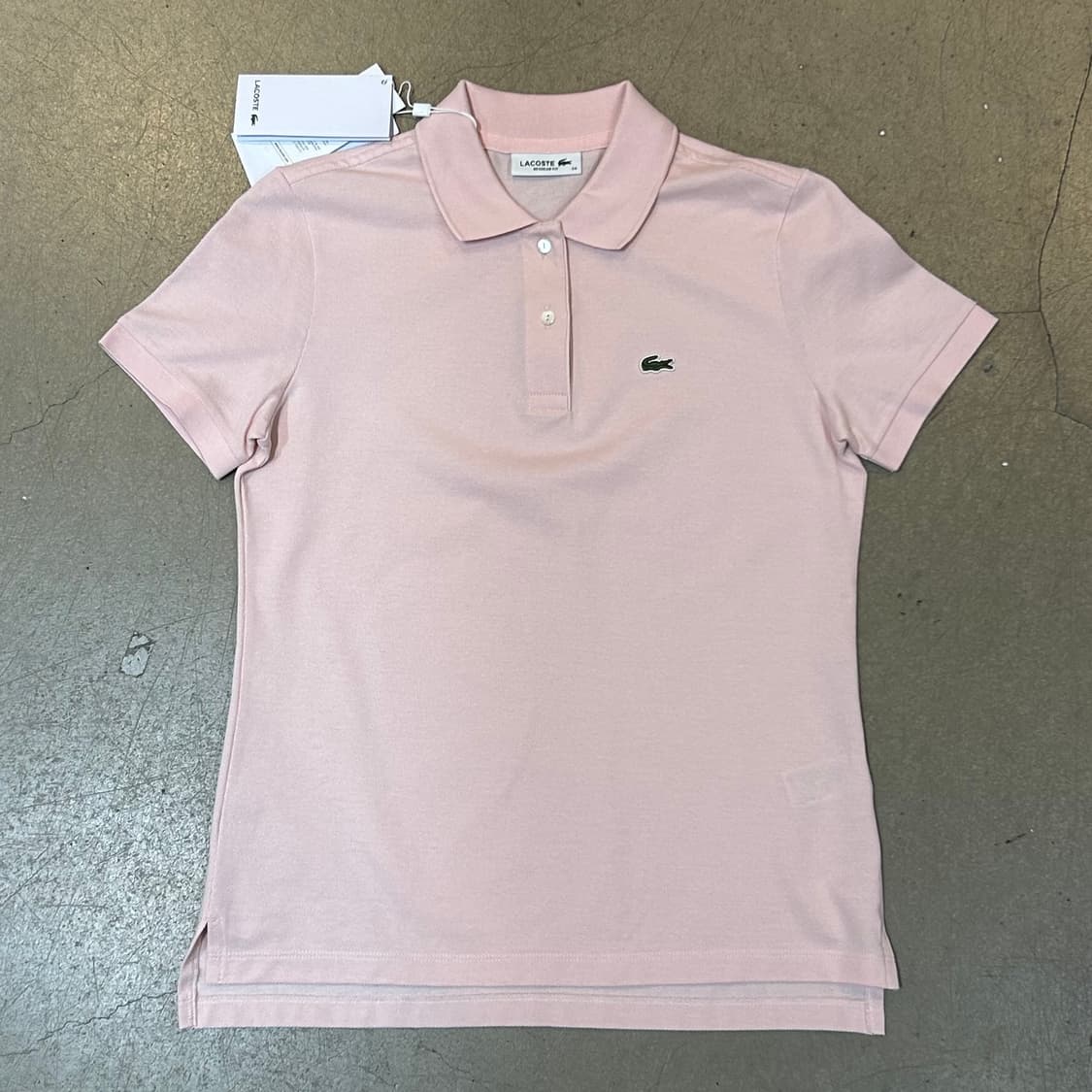 34 새상품 라코스테 여성용 레귤러핏 연핑크 카라 반팔 티셔츠 상품이미지2