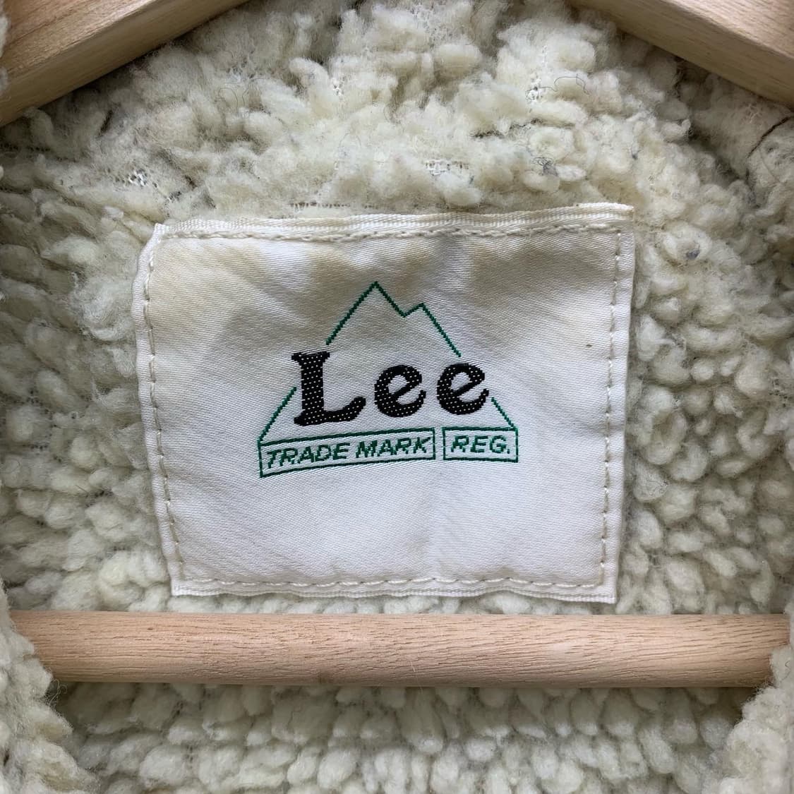 Lee 브라운 로고 플리스 후드 베스트 자켓 상품이미지5